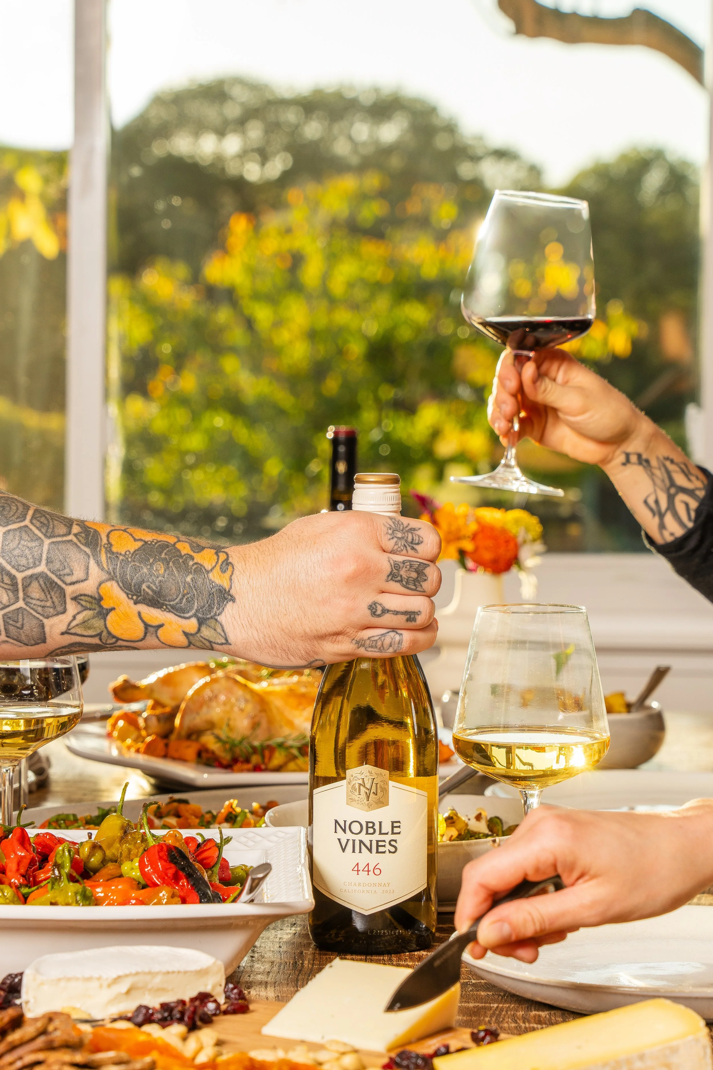 Client testimonial praising XôL Creative for amazing results, structured workflow, clear communication, and fast turnaround.