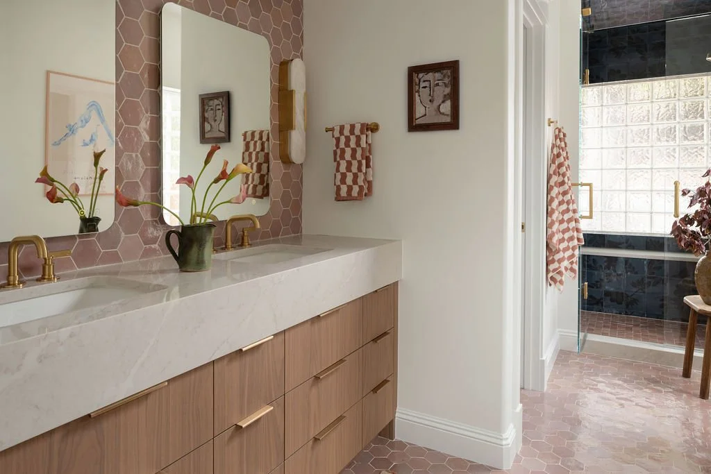 LastStile-Mapleton-Primary-Bathroom.jpg