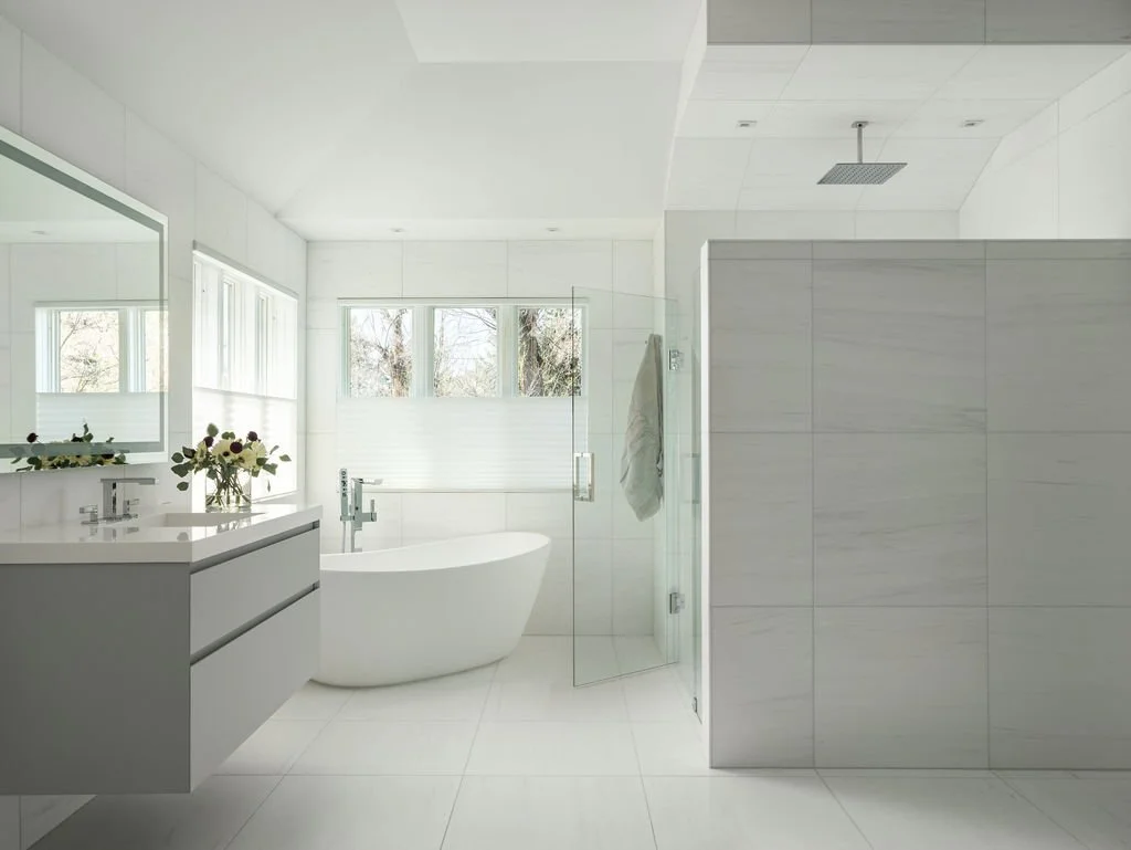 LastStile_Mariposa_PrimaryBath--1.jpg