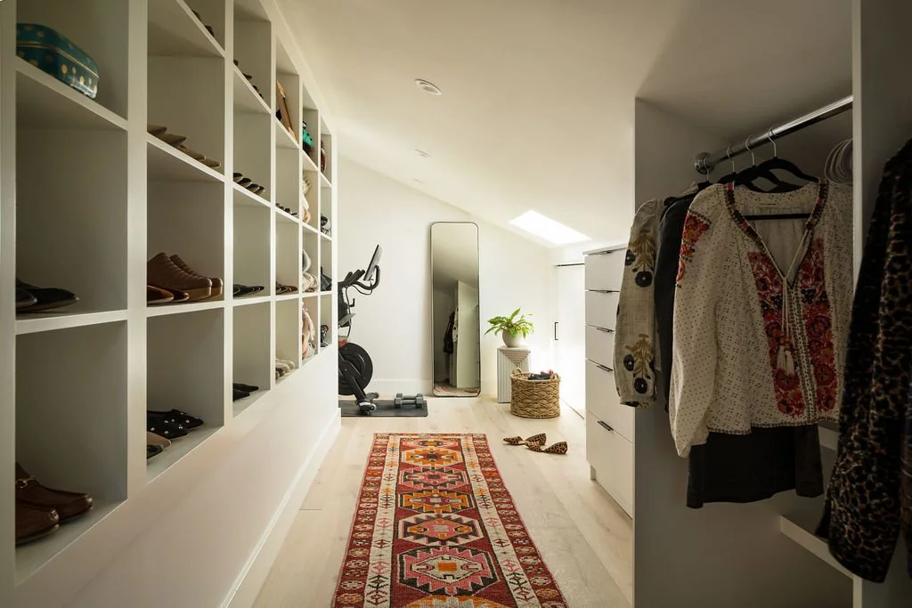LastStile_OrangeCt_Primary-Closet.jpg
