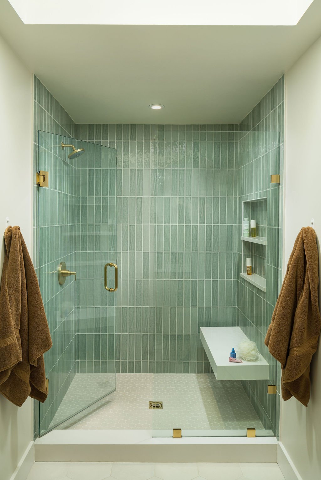 LastStile_OrangeCt_Bath-Shower-Detail.jpg