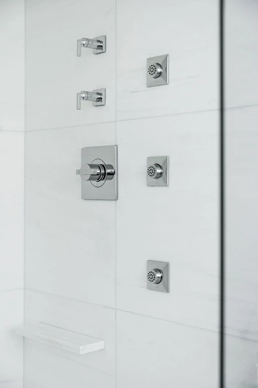 LastStile_Mariposa_PrimaryBath-Shower-Detail-2.jpg