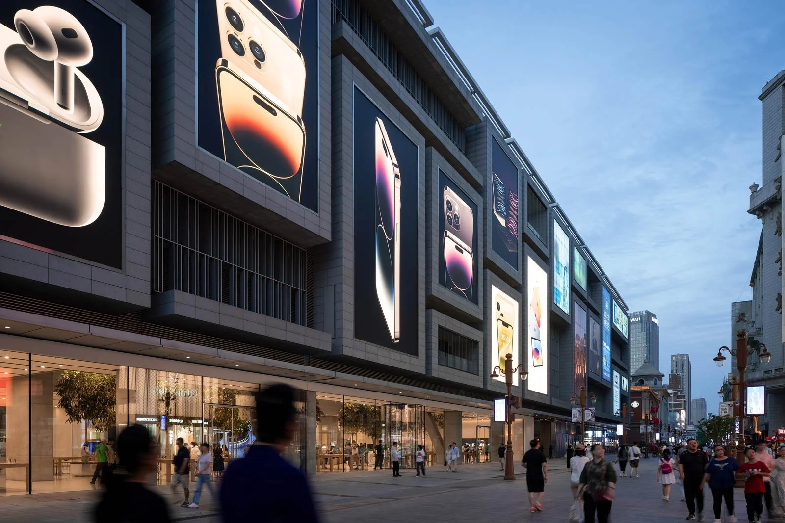 heping pedestrian street dusk architecture riverside 66 shopping mall kpf