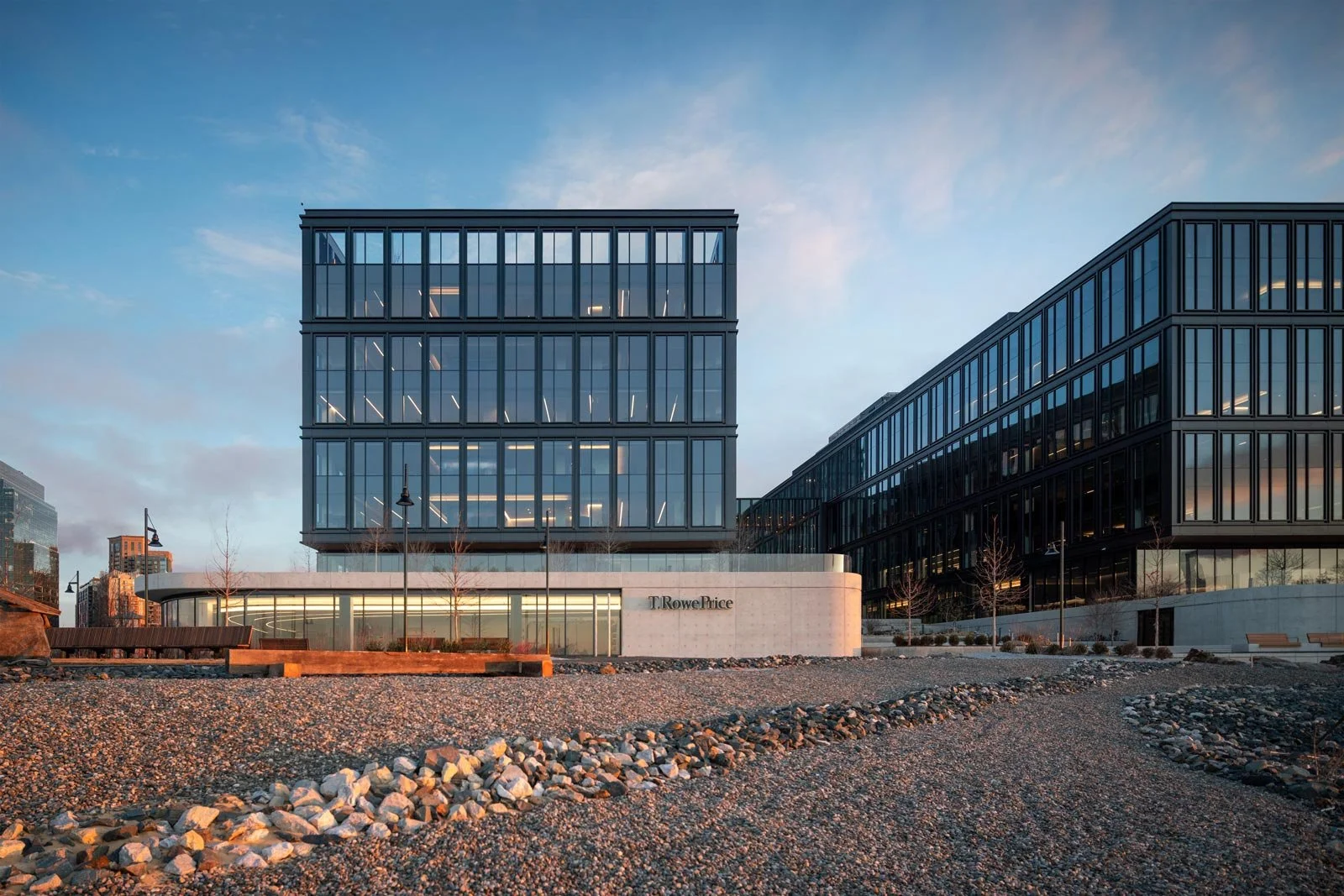 t rowe price kpf, t rowe kohn pedersen fox, t rowe price headquarters, t rowe price hq, baltimore kpf, baltimore inner harbor