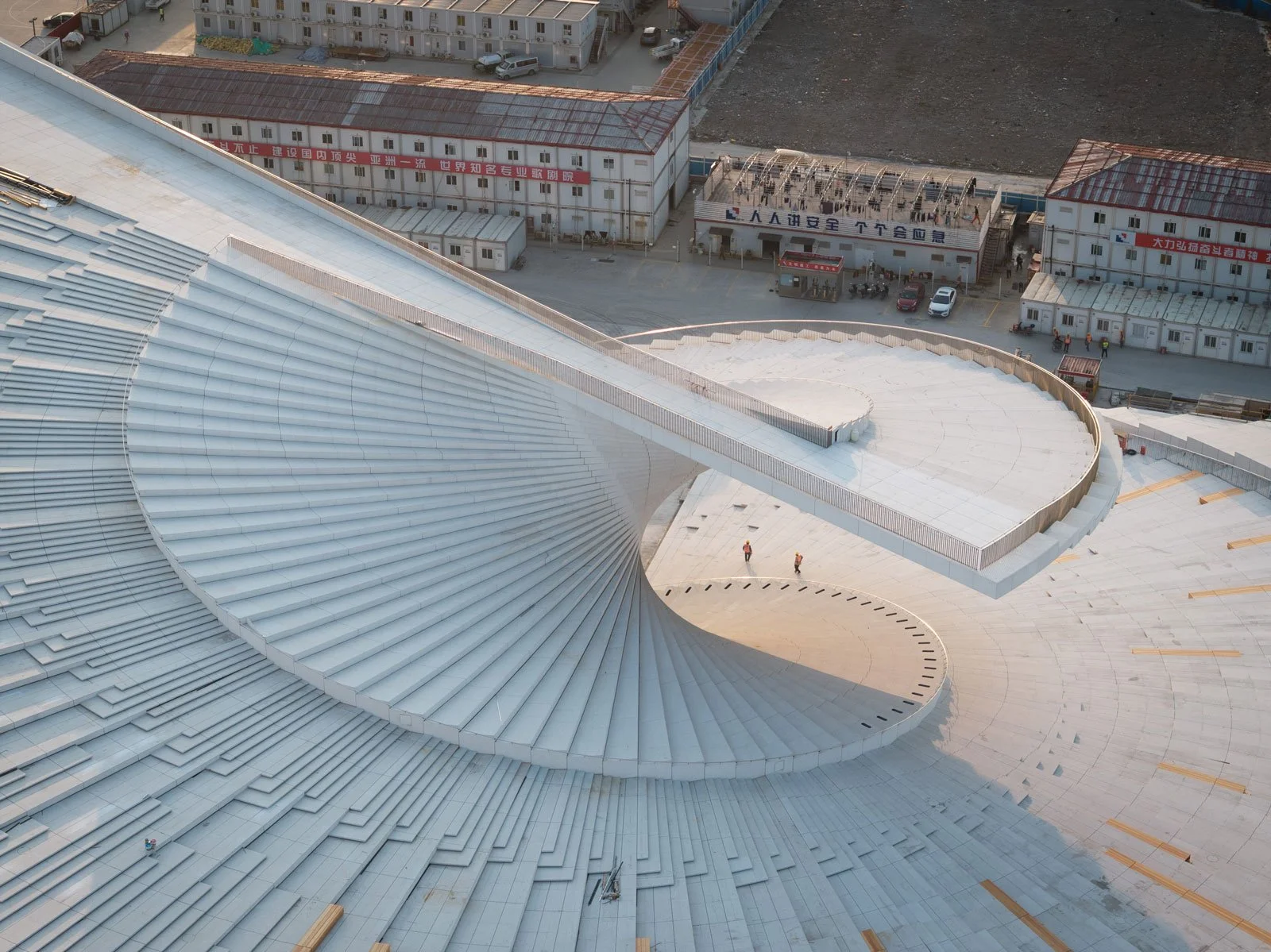 shanghai grand opera house, shanghai snohetta, snohetta opera house china, shanghai fan architecture, shanghai opera aerial