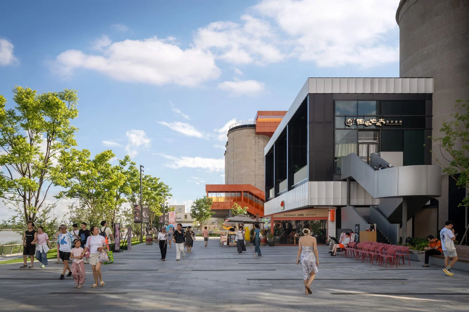 shanghai west bund, shanghai gate m, shanghai dreamcenter, landscape design, oval partnership, mvrdv, james corner field operations shanghai