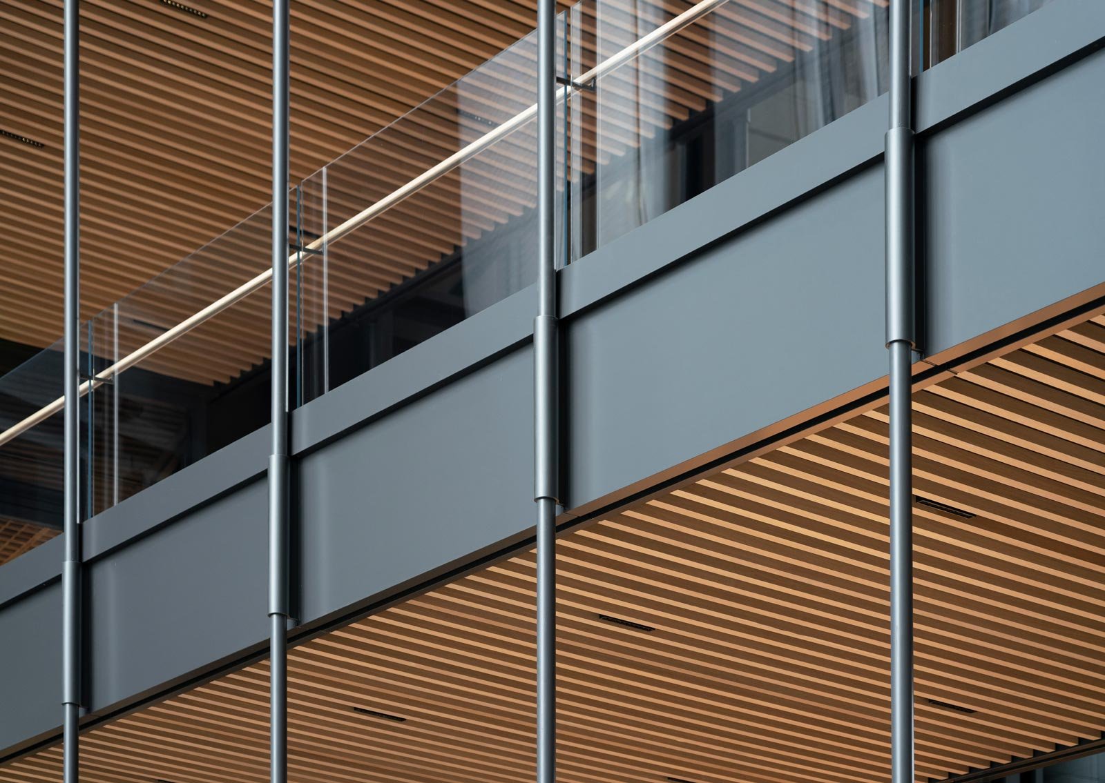 t rowe price hq, t rowe baltimore, t rowe price lobby, t rowe price feature stair, t rowe price kpf, kpf baltimore, kpf t rowe, t rowe interior, t rowe bridge detail
