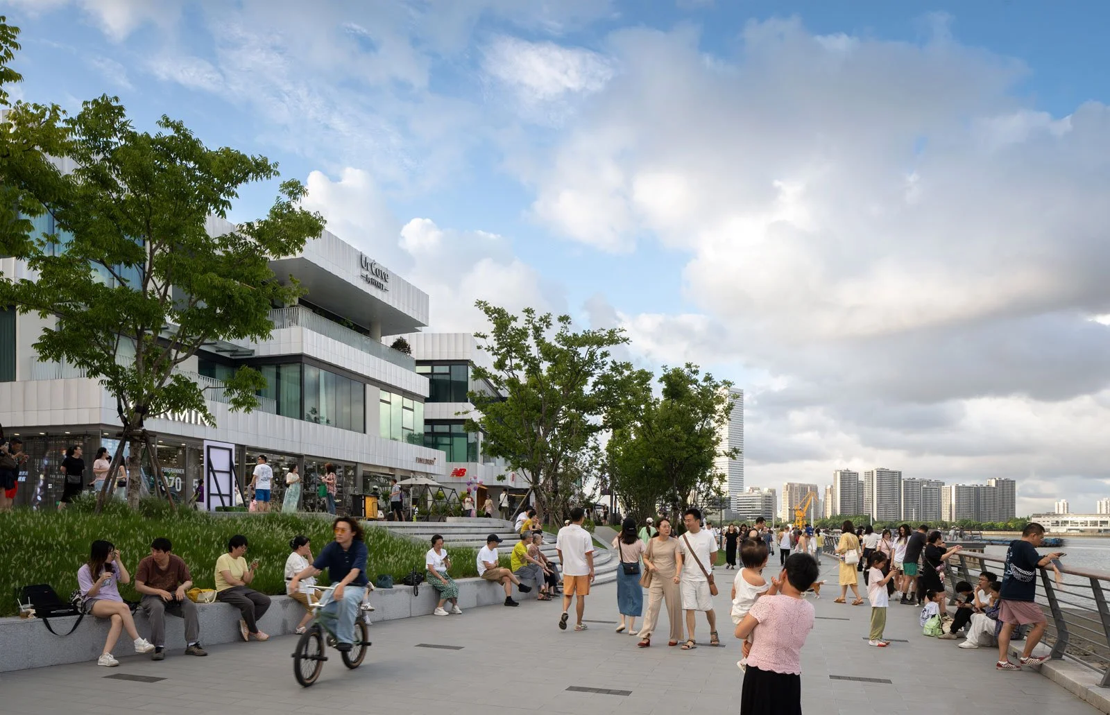 shanghai west bund, shanghai gate m, shanghai dreamcenter, landscape design, oval partnership, mvrdv, james corner field operations shanghai