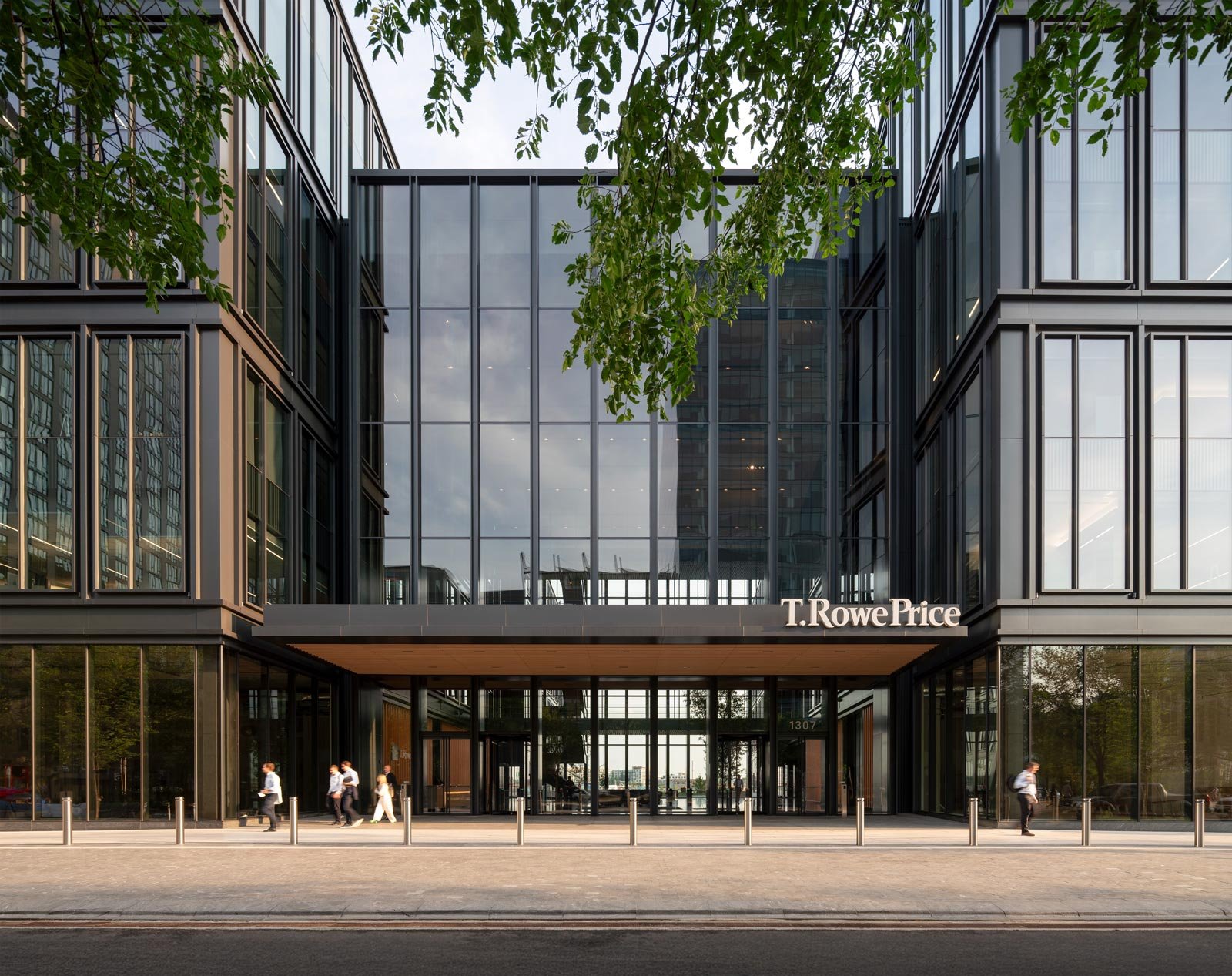 t rowe price kpf, t rowe price lobby, t rowe entrance, t rowe kohn pedersen fox, t rowe price headquarters, t rowe price hq, baltimore kpf