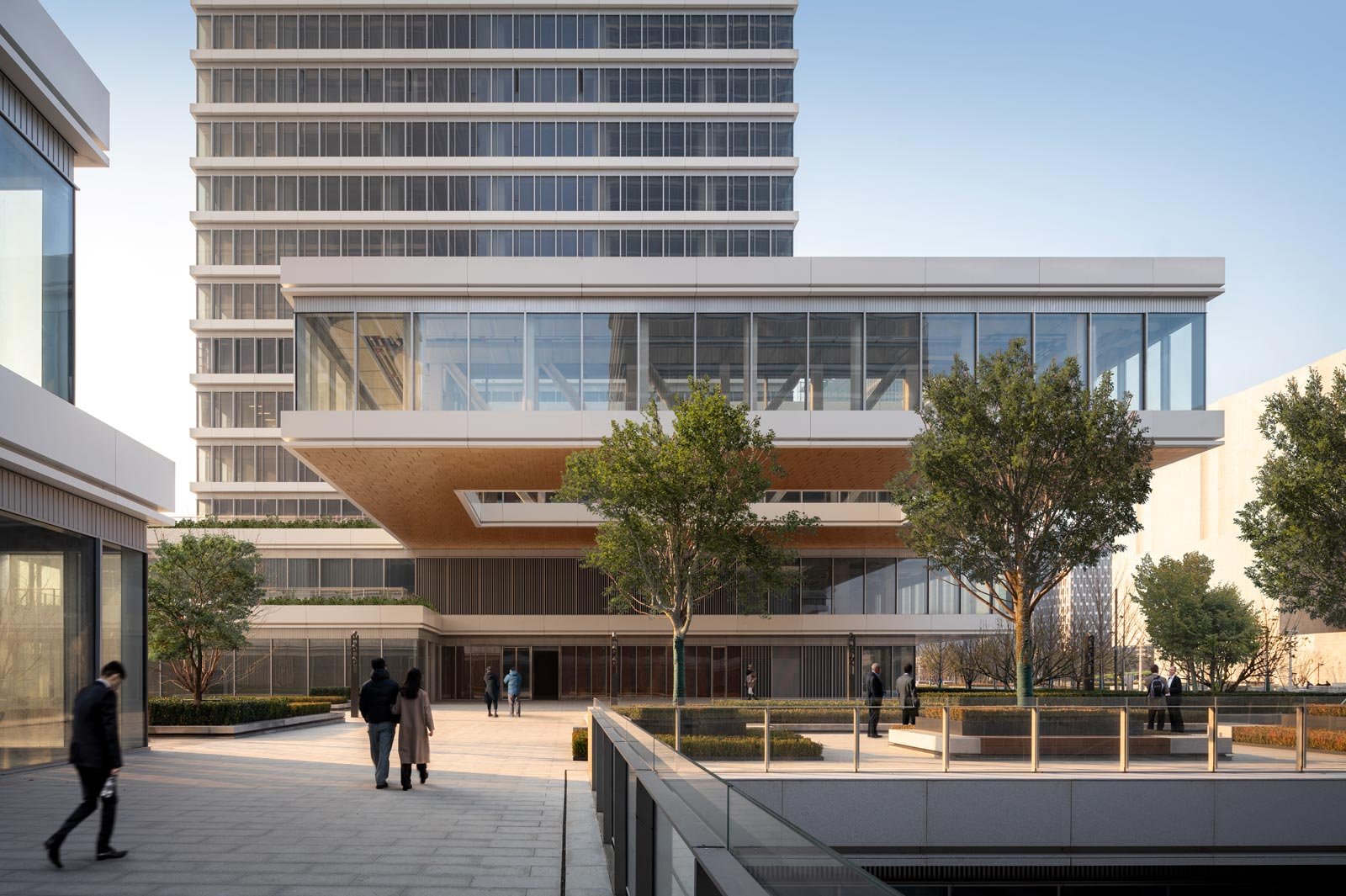 huamu lot 10 kpf shanghai office tower cantilever