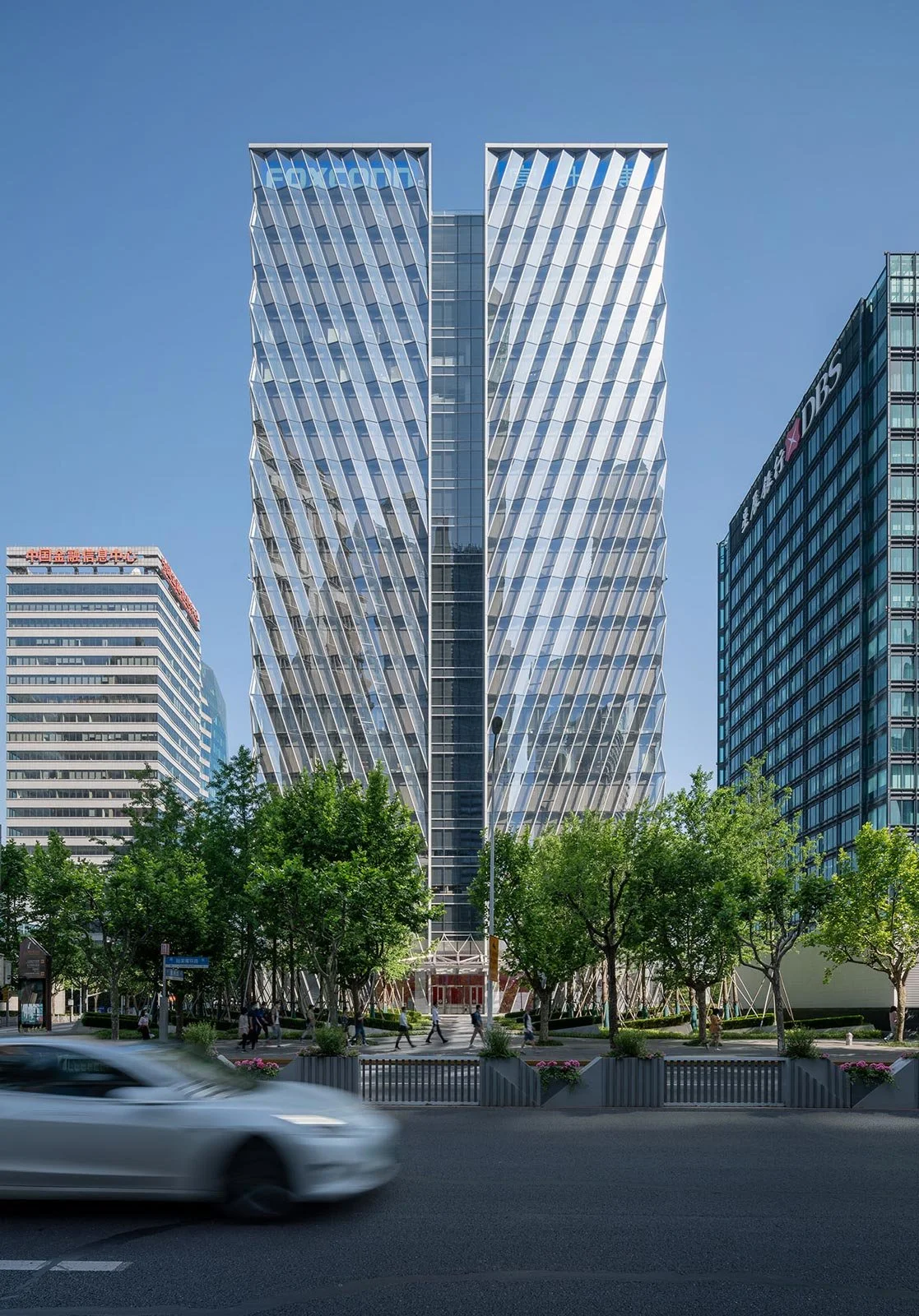 foxconn shanghai hq lujiazui street view kris yao artech