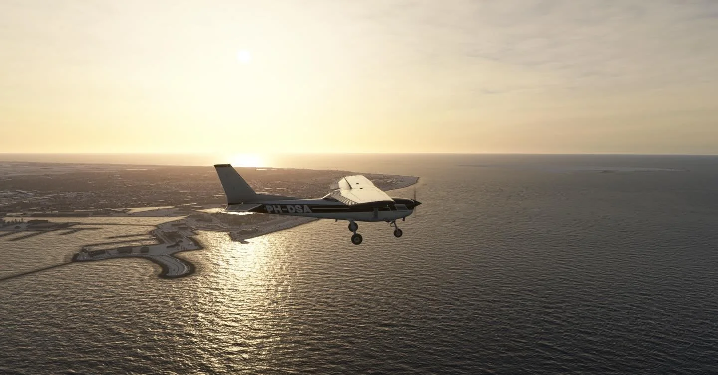 What a beautiful night it was to fly and what a great flight over the Wadden Sea during leg 7 of the PAPA HOTEL Virtual Flying Club Netherlands Group Tour. Next leg will depart from EHAL Ameland aerodrome, via EHDR Drachten and EHOW Oosterwolde, to E