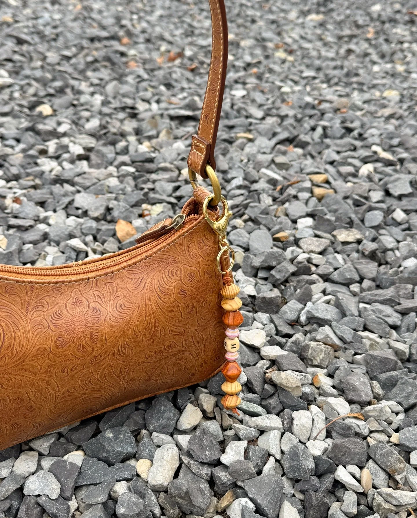 🗝️ Keychains / Bag Charms 👜
Buttons &mdash; Wooden beads

#bagcharm #keychain #funky #handmade