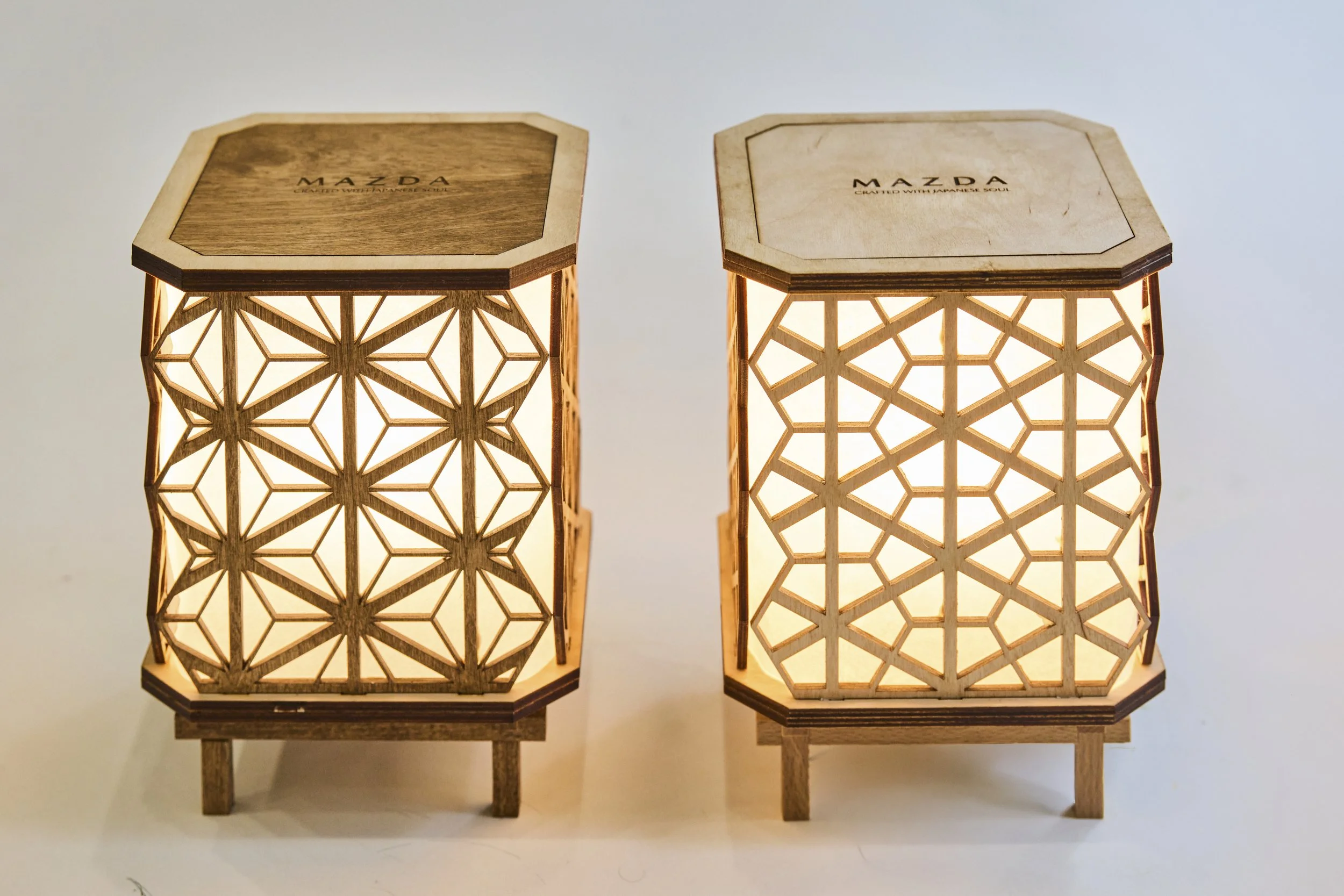 Monyo-Holzlampe-Workshop 