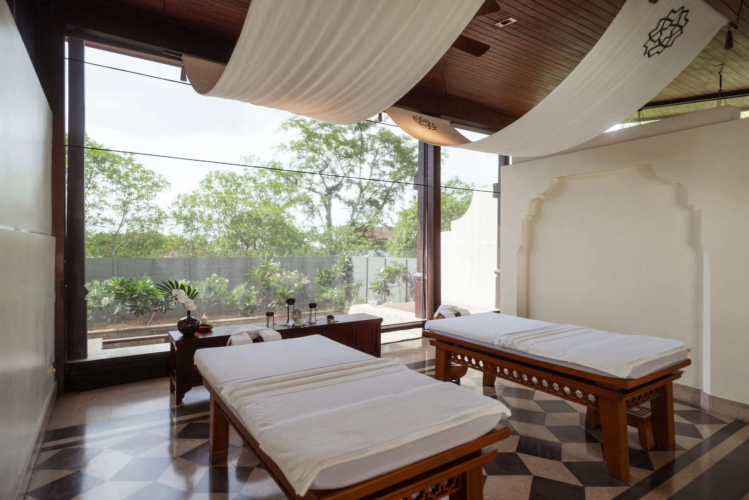 ZenseSpa44.jpg