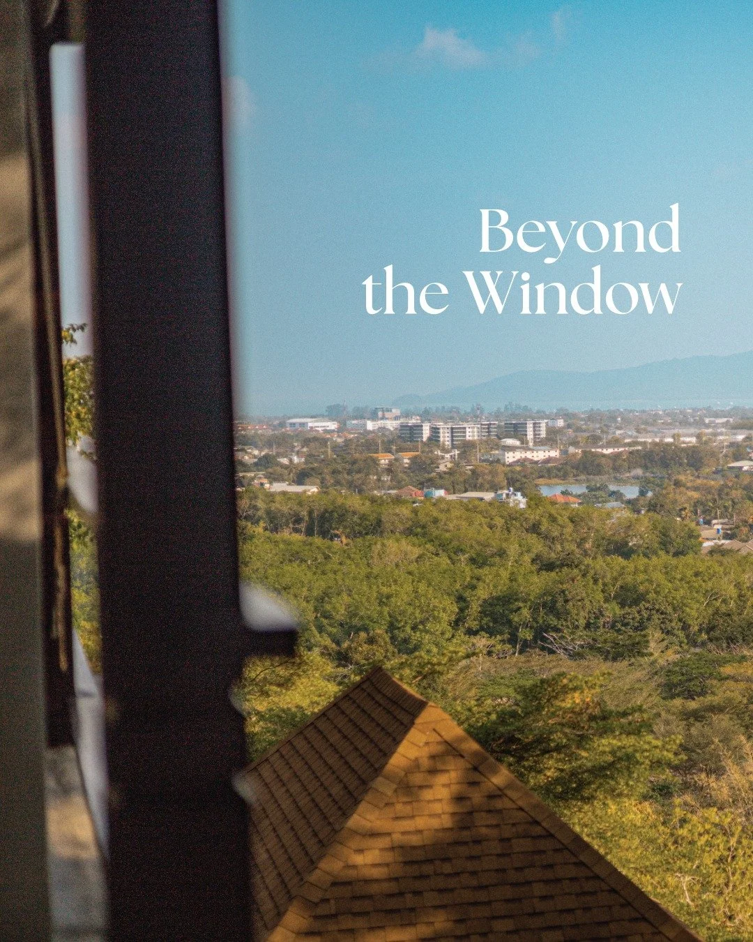 Beyond the Window
sea, city, forest, and sky

From your villa, the view opens wide.
Chalong unfolds below&mdash;Lon Island on the horizon, the calm of Chalong Bay in the distance, the iconic Wat Chalong, and the quiet presence of the Klong Katha Lowe