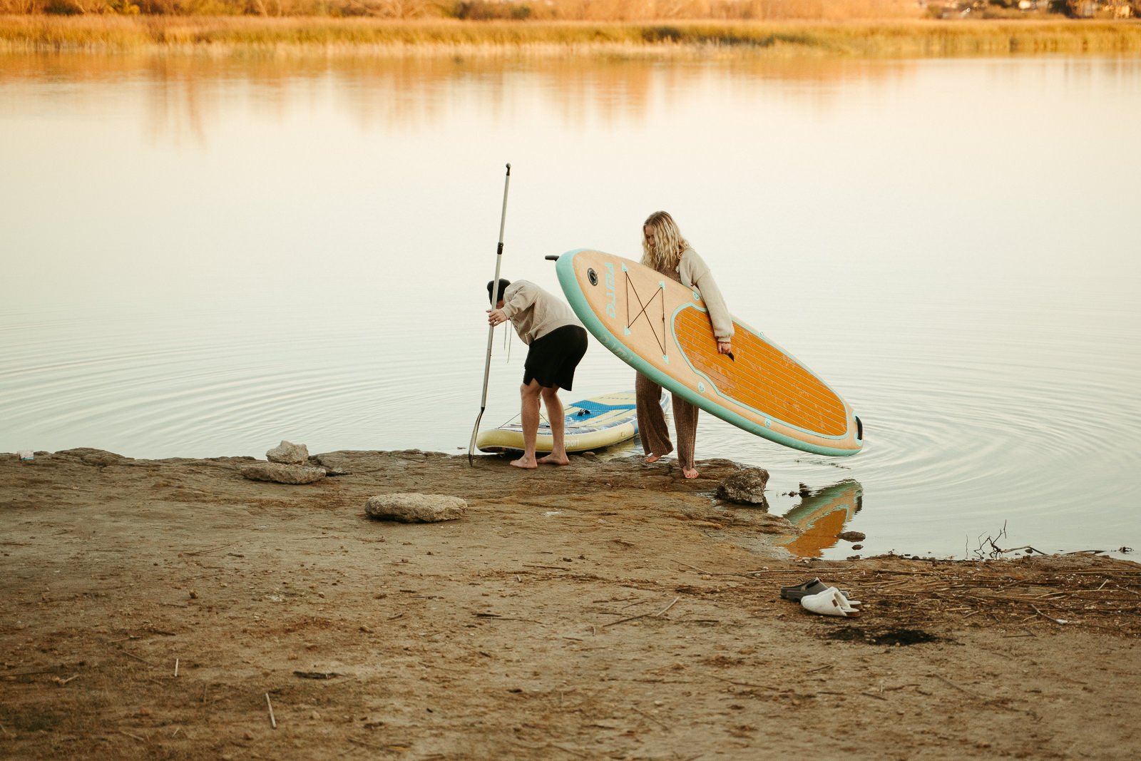 lake-casa-blanca-paddleboard-elopement-90.jpg
