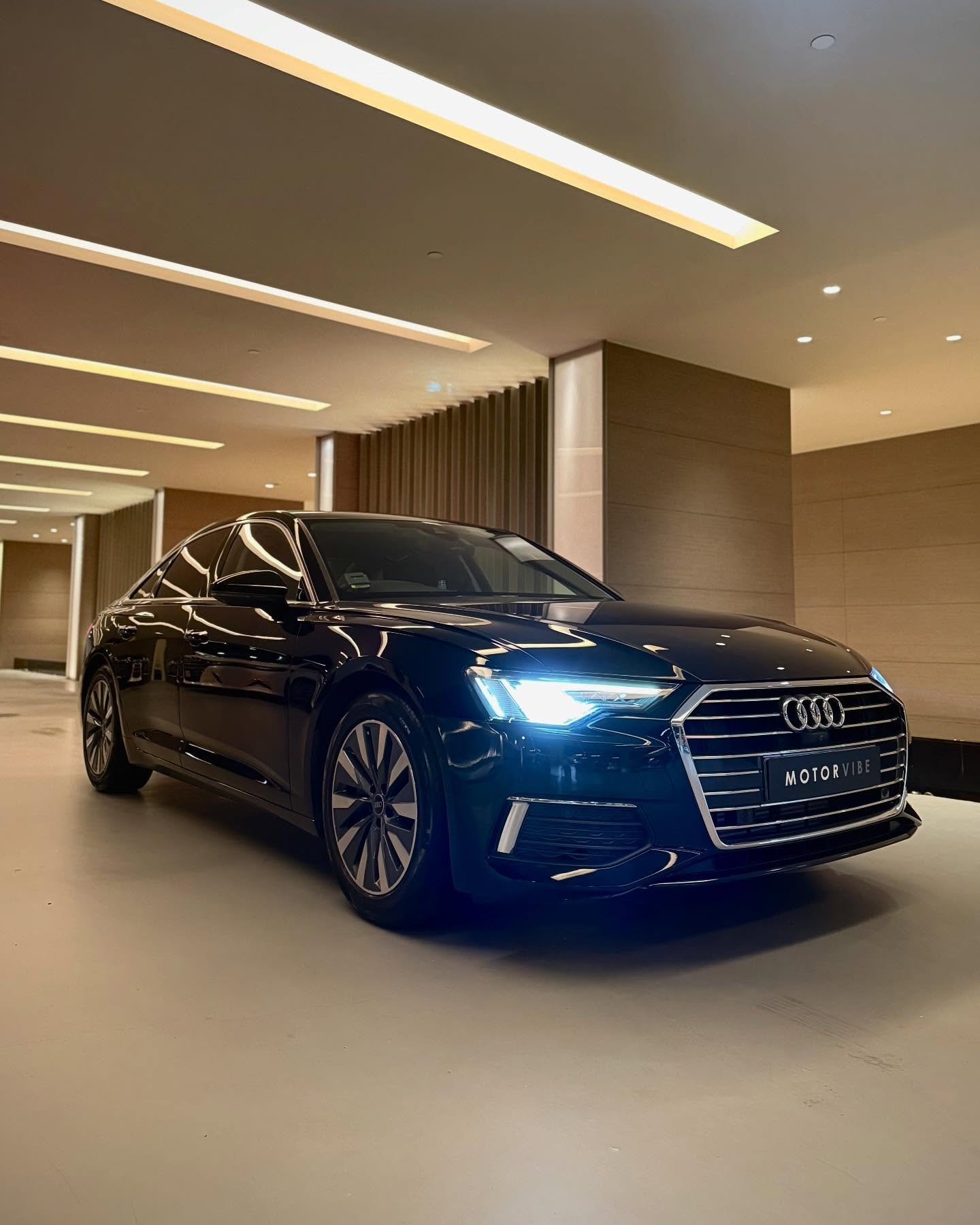 For sale: Unleash the power of luxury and performance in this 2021 Audi A6, where sleek design meets advanced tech and thrilling drive dynamics.
