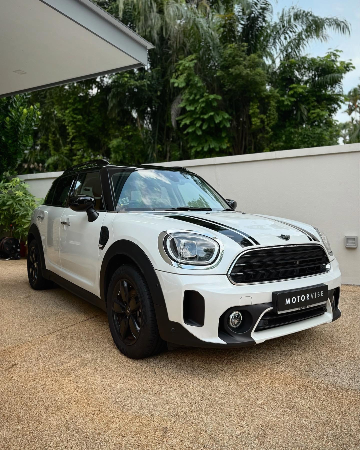 For sale: Near mint condition of MINI Cooper Countryman (Aug 2023) with mileage under 1,000kms.
Priced at $188,800 negotiable.