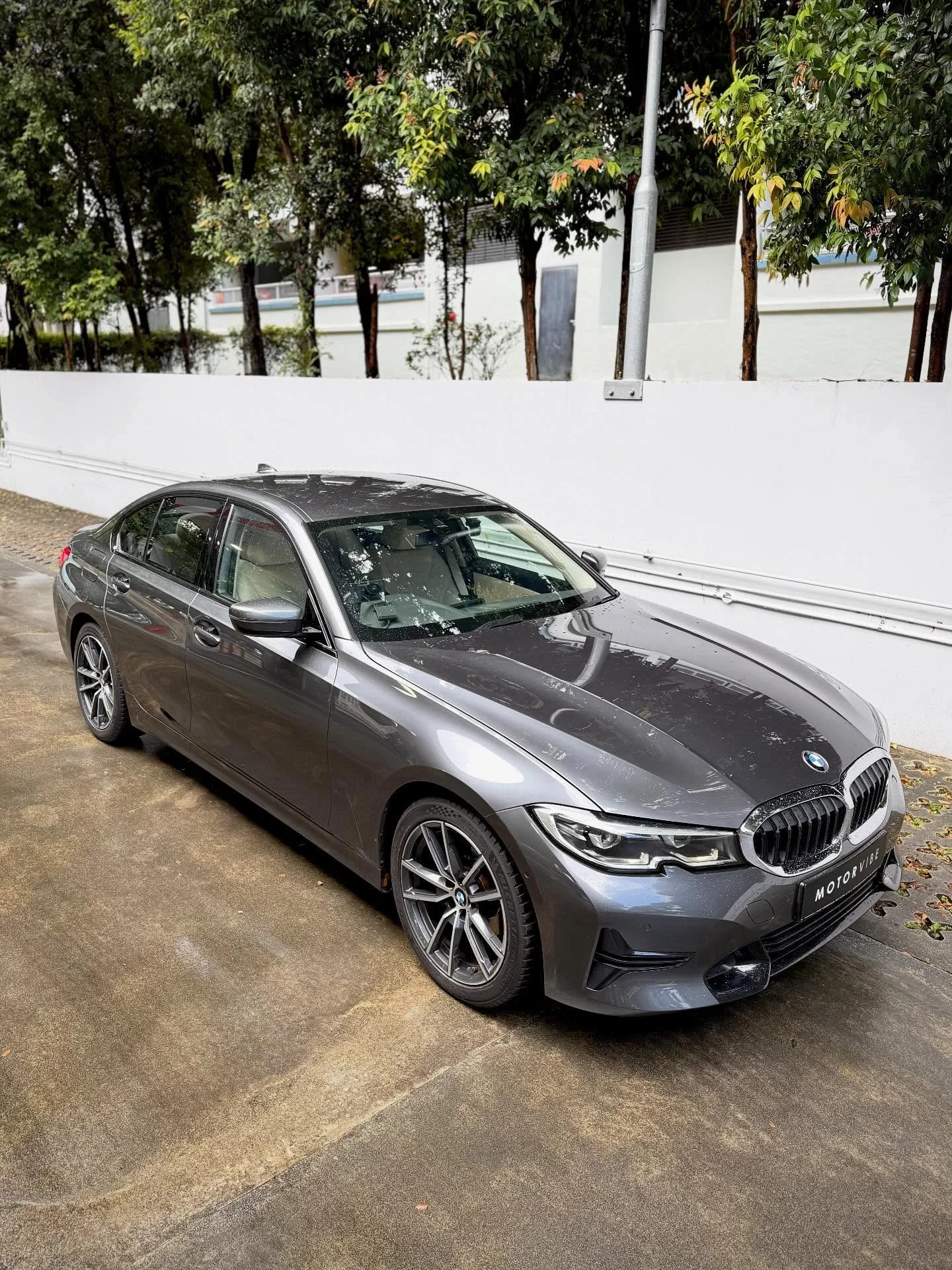 (SOLD) With its impressive B48 engine and responsive handling, this BMW 3 series promises thrilling drives. The perfect blend of stylish design, premium interior, and innovative technology makes it a prized possession for any driver.