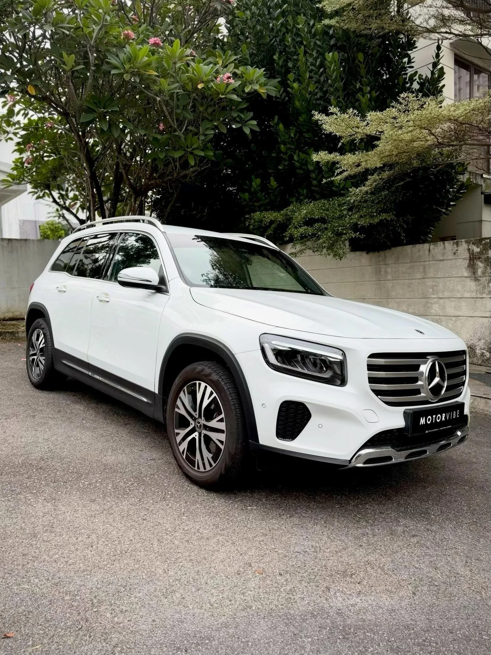 🟩 Available for Sale:

Only 7,000km clocked annually! The Mercedes-Benz GLB180 is a versatile 7-seater SUV, suitable for those who&rsquo;ve endured, grown, and now choose peace over proving anything to anyone anymore at all.