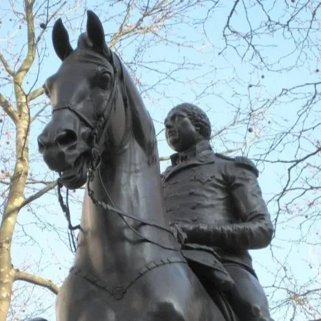Georgians celebrated in London statues