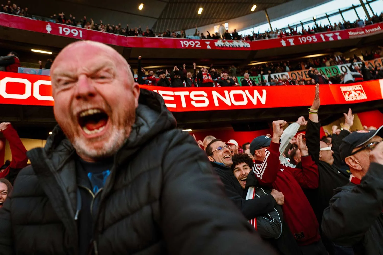 CHARN-ARSENAL-V-BURNLEY-2010.jpg