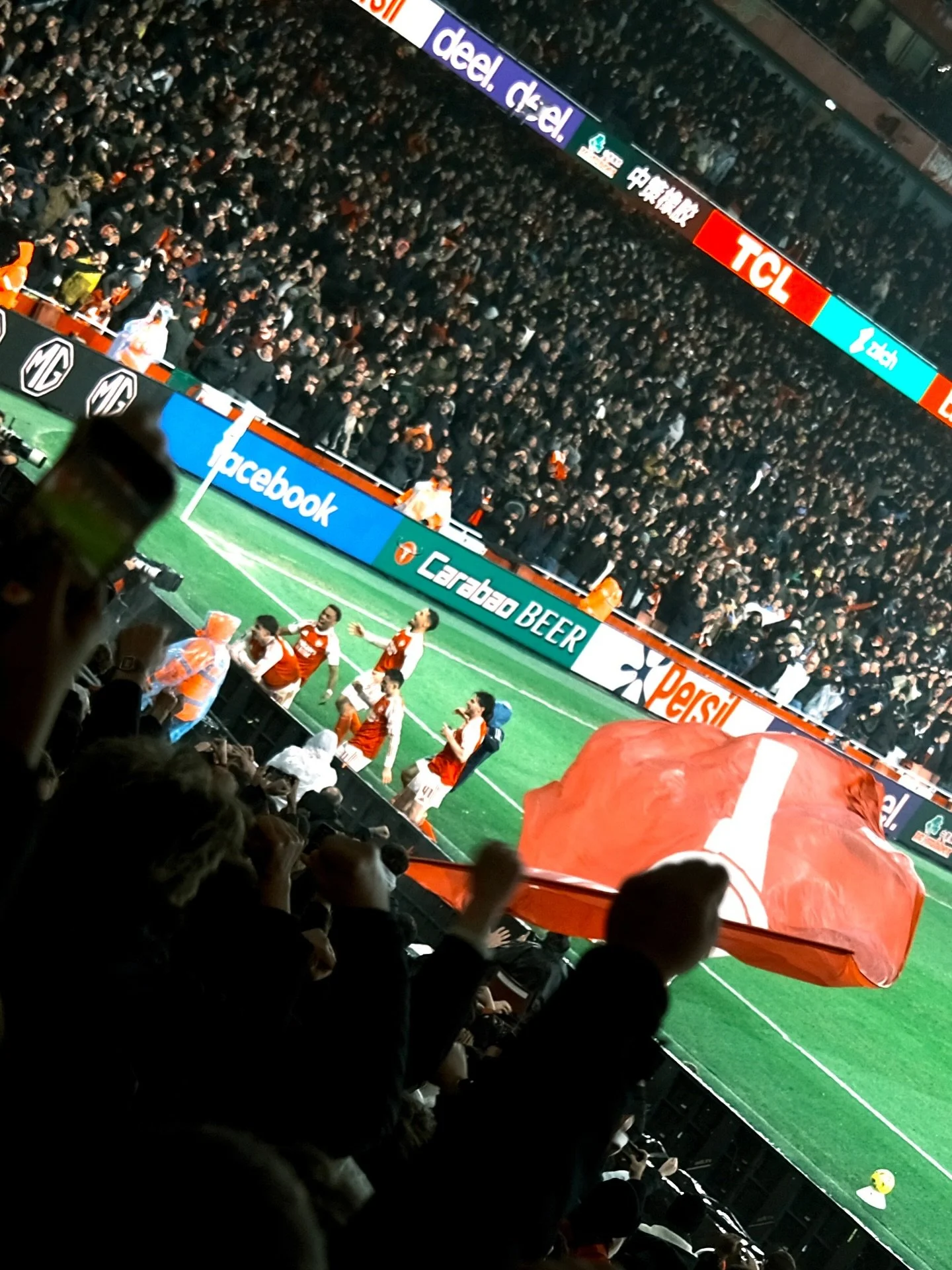 WE GOING TO WEMBLEY BABY!!!
.
.
#arsenal #ARSCHE #carabaocup #lowernorthbank