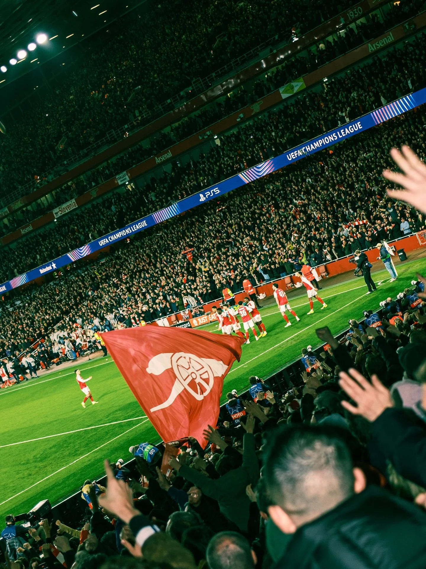Cannot wait to be back at my seat tomorrow. Feels like it&rsquo;s been forever!
.
.
#arsenal #ARSSPO #championsleague #emiratesstadium #lowernorthbank
