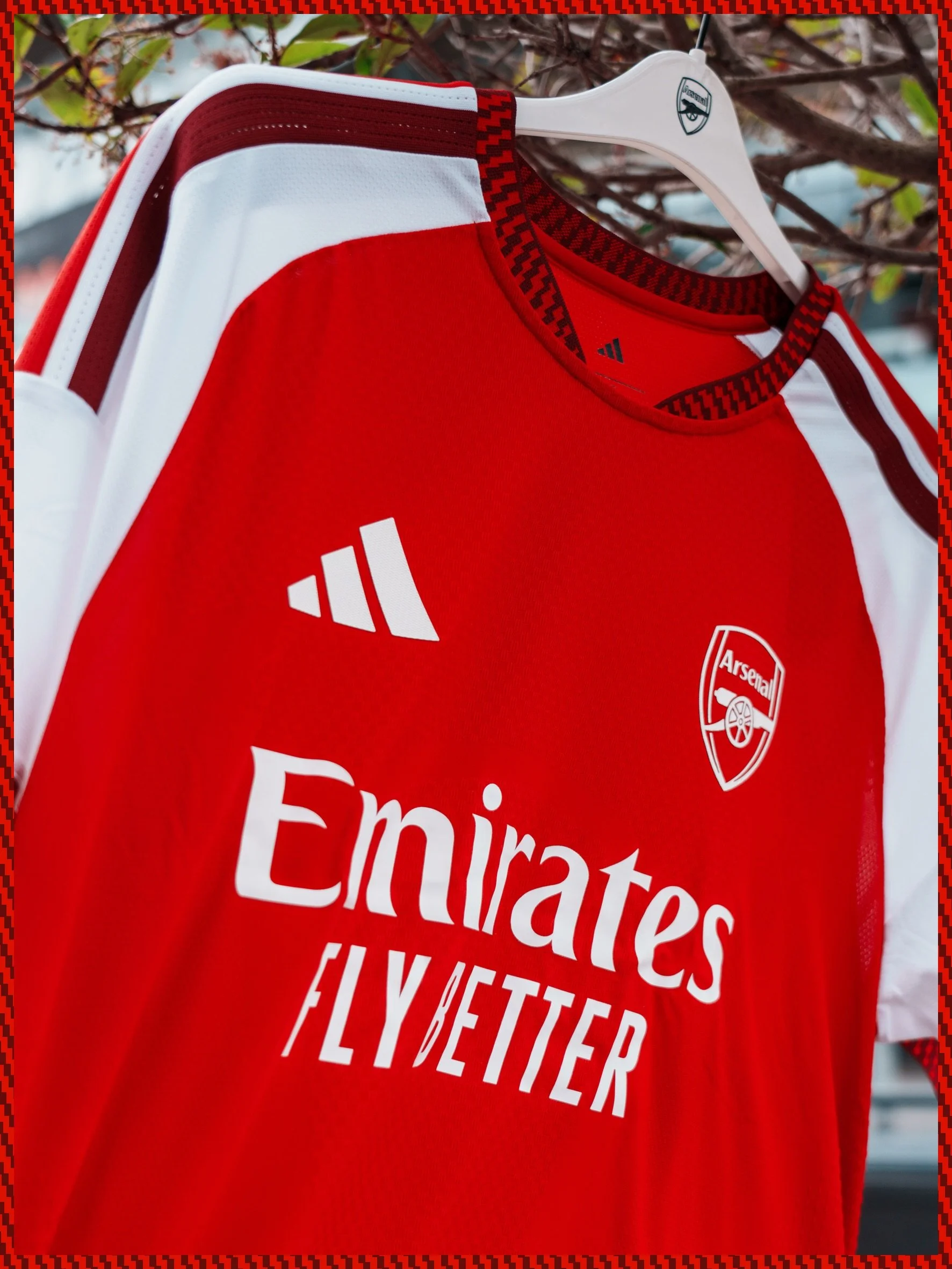 Arsenal 26/27 kit launch day!
.
.
Quite bold changes made from last season.
Change is something that I&rsquo;m personally quite stubborn with, so the new chunkier stripes is something that took me months to get on board with, so I&rsquo;m not overly 