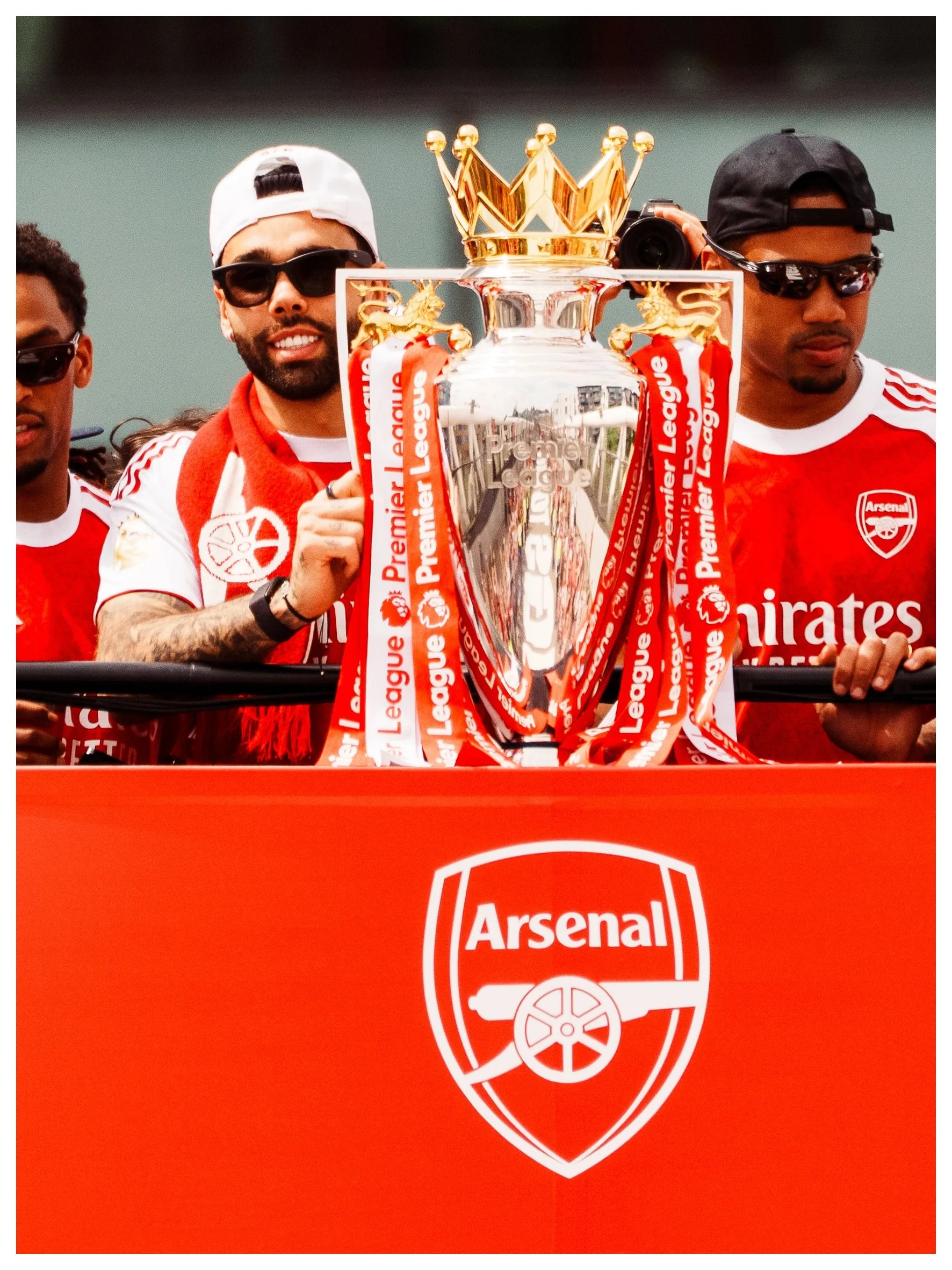 Premier League parade day part 5
.
.
Final batch of images from a dreamy parade day with everyone ⚡️
.
.
Images shot for @arsenal 
.
.
#arsenal #parade #lowernorthbank