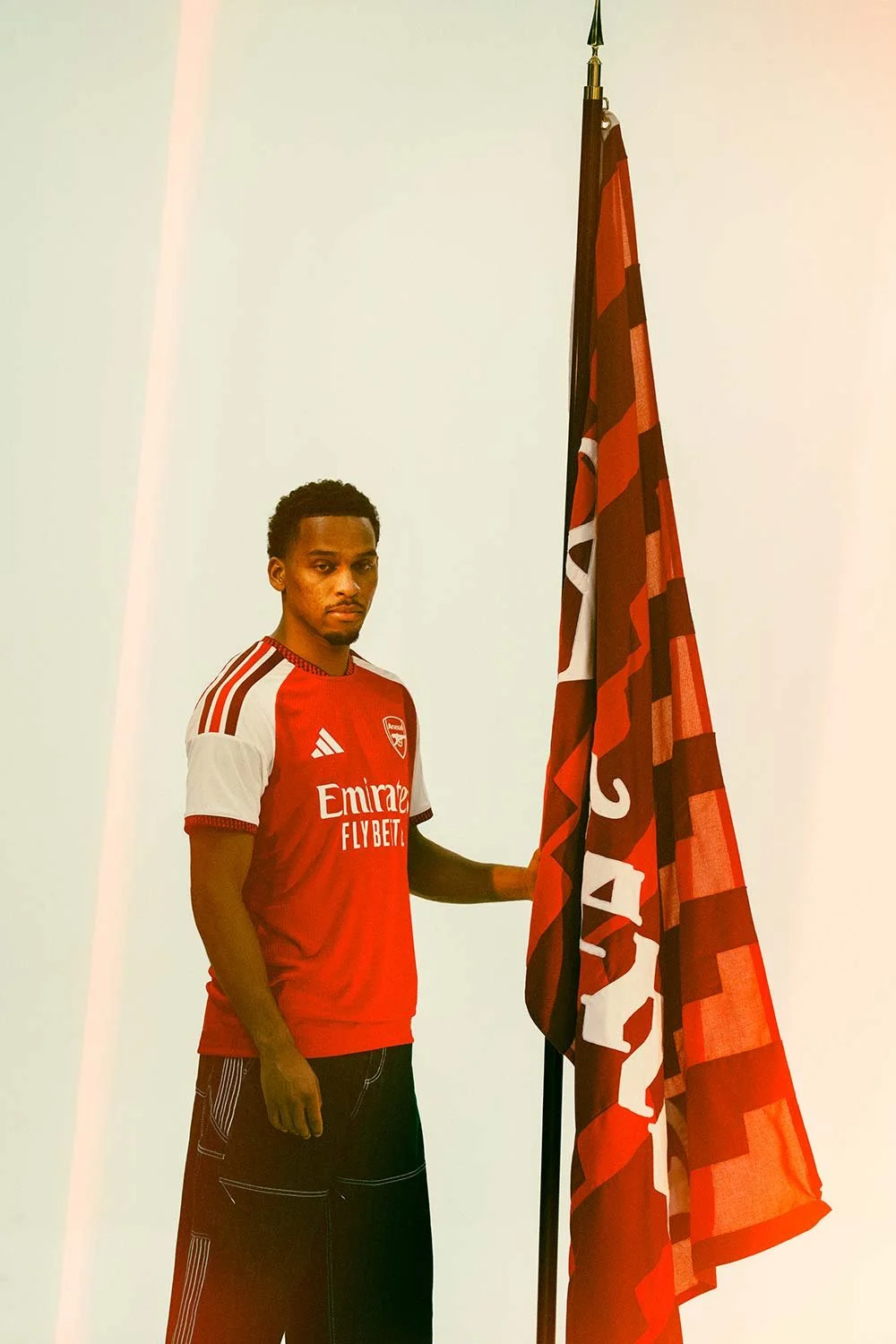 ARSENAL-26-27-HOME-KIT-LAUNCH-BTS-0713.jpg