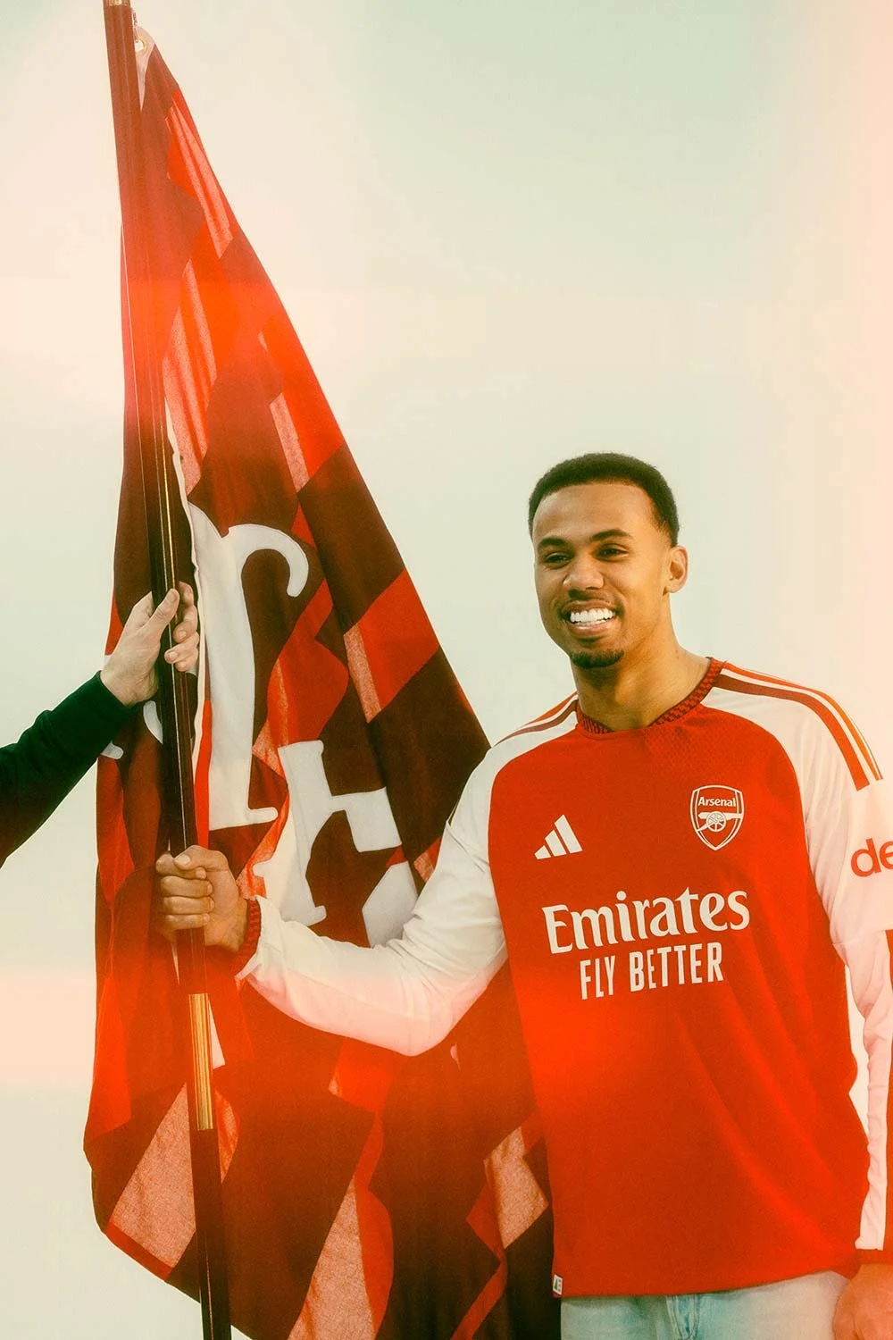 ARSENAL-26-27-HOME-KIT-LAUNCH-BTS-1521.jpg
