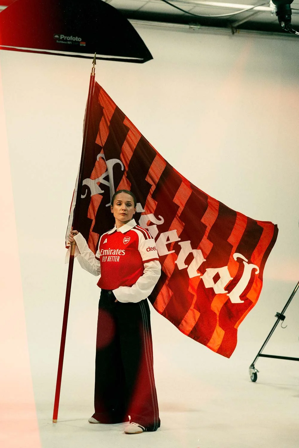 ARSENAL-26-27-HOME-KIT-LAUNCH-BTS-0994.jpg