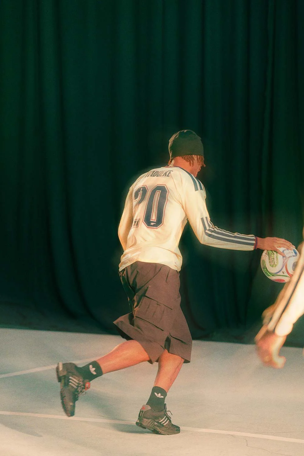 ARSENAL-26-27-AWAY-KIT-LAUNCH-BTS-4286.jpg