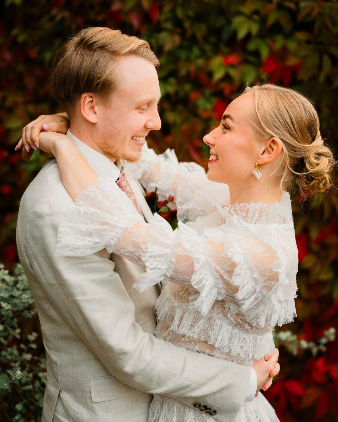 H&auml;&auml;kuvaukset  on t&auml;lt&auml; vuodelta ohi, mutta ensi vuoden h&auml;&auml;varaukset ovat jo k&auml;ynniss&auml;. H&auml;iden kuvaamisen ik&auml;vimpi&auml; puolia on kuitenkin se, ett&auml; h&auml;&auml;t keskittyv&auml;t p&auml;&auml;a