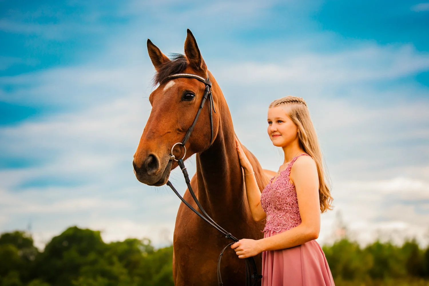Rippikuvaus hevosen kanssa