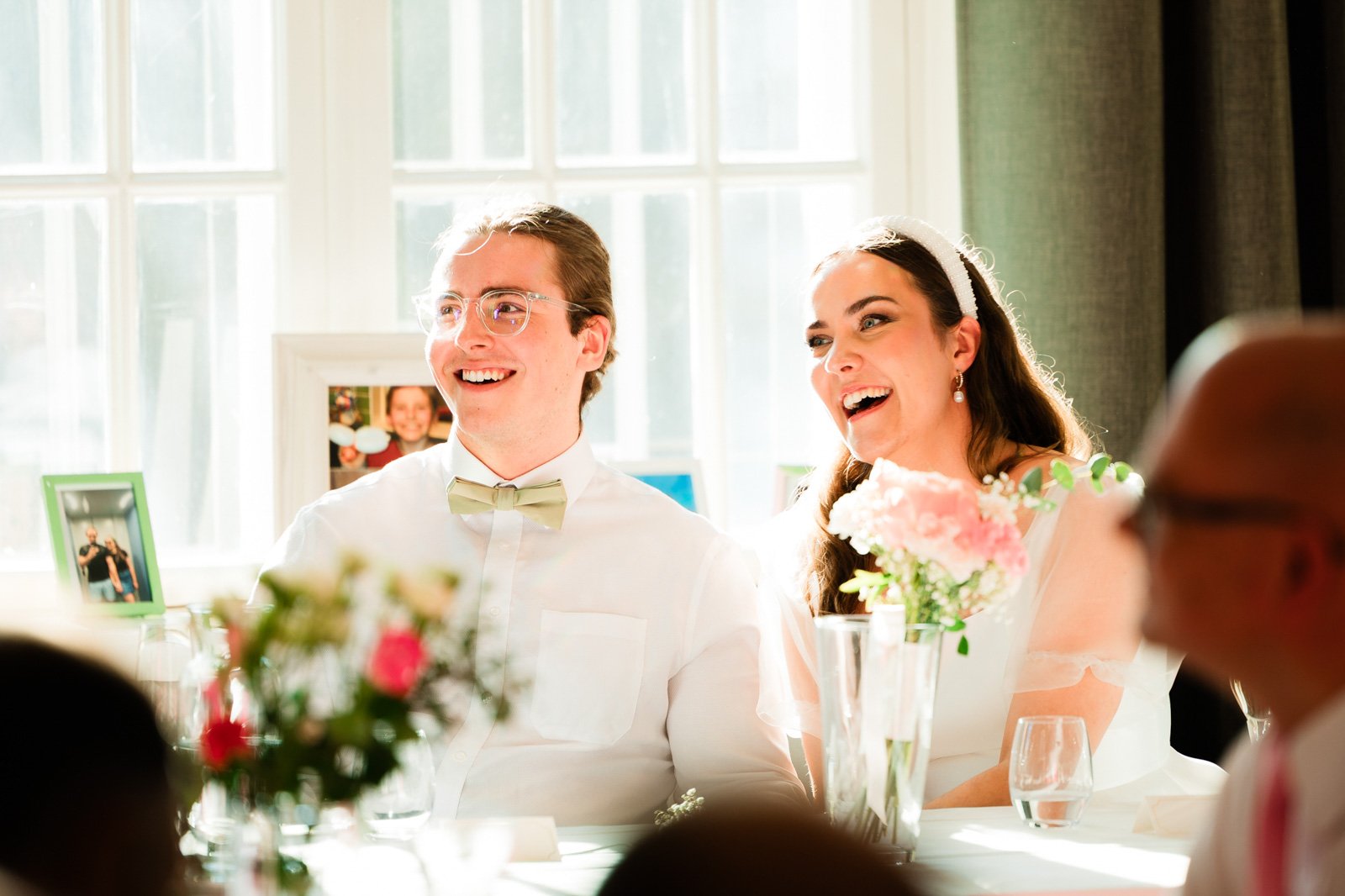 Dokumentaarinen hääkuvaus Hatanpään kartanolla Tampereella.