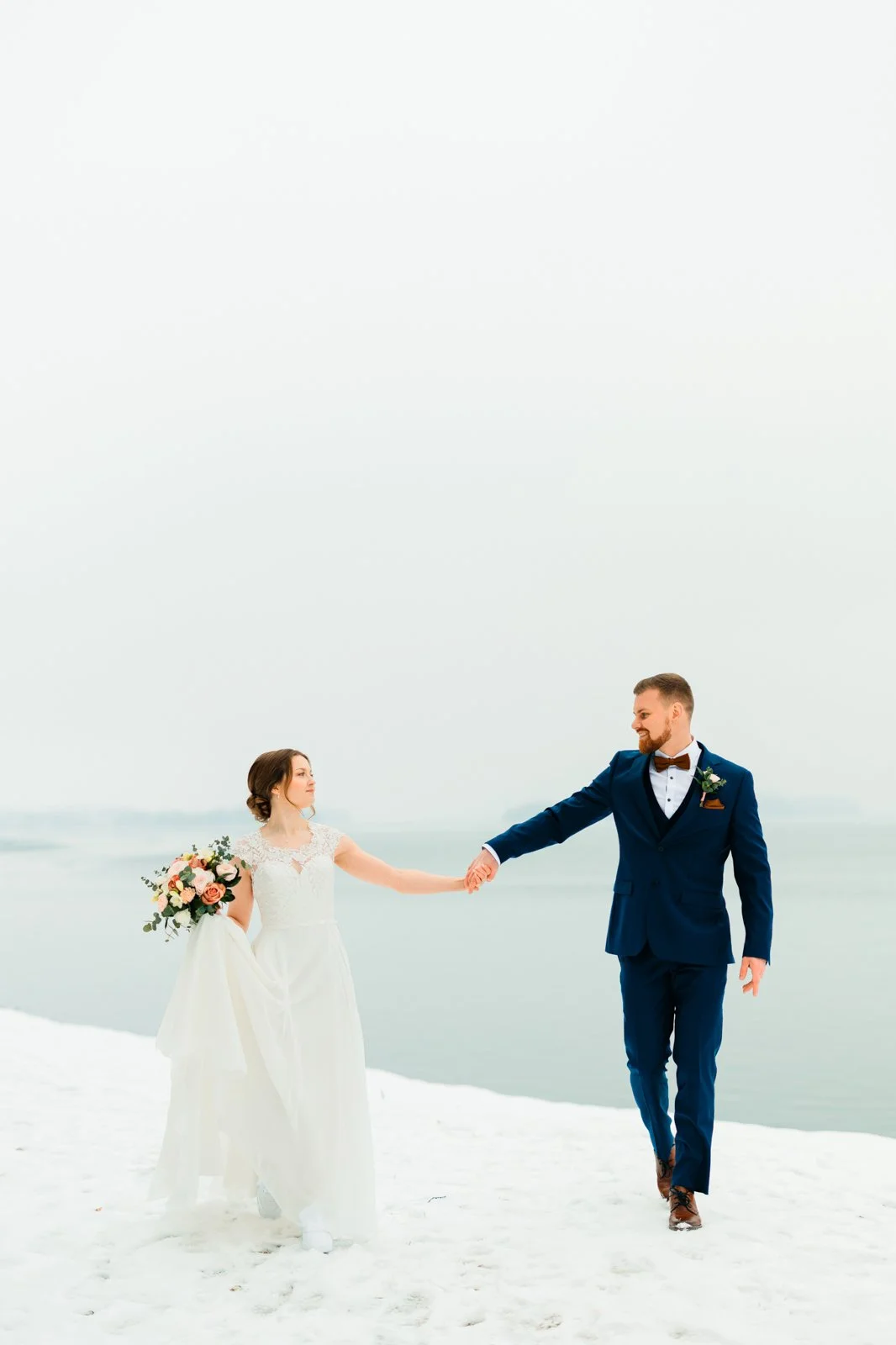 Hääkuvaus Tampereella talvella.