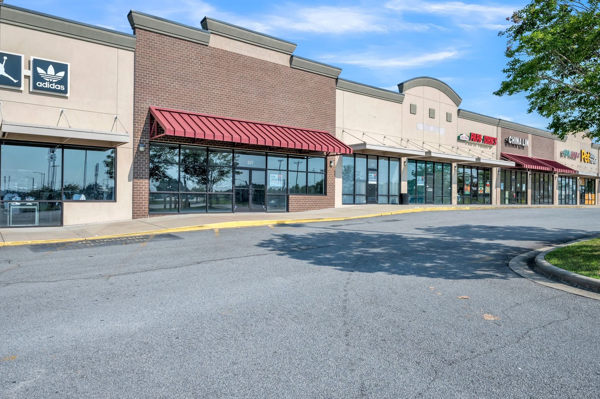 253_Premier_Blvd_Roanoke_Rapids_NC_27870_USA-Exterior-Z6W_8715.jpg