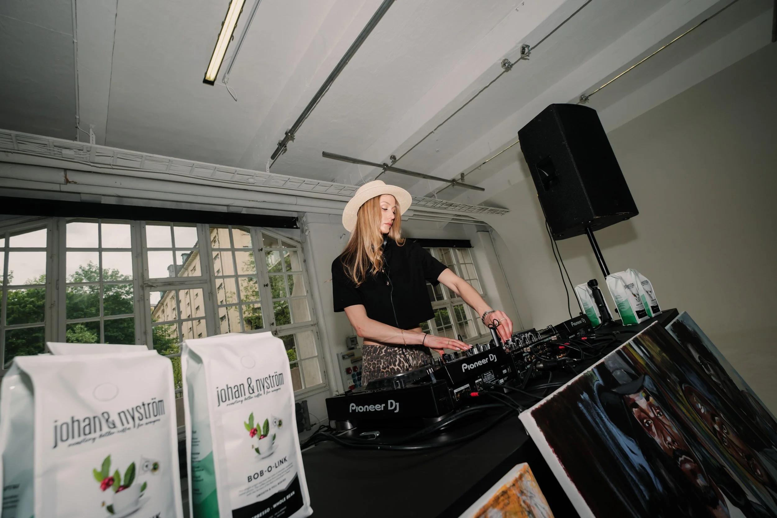 The Coffee Party_03.jpg