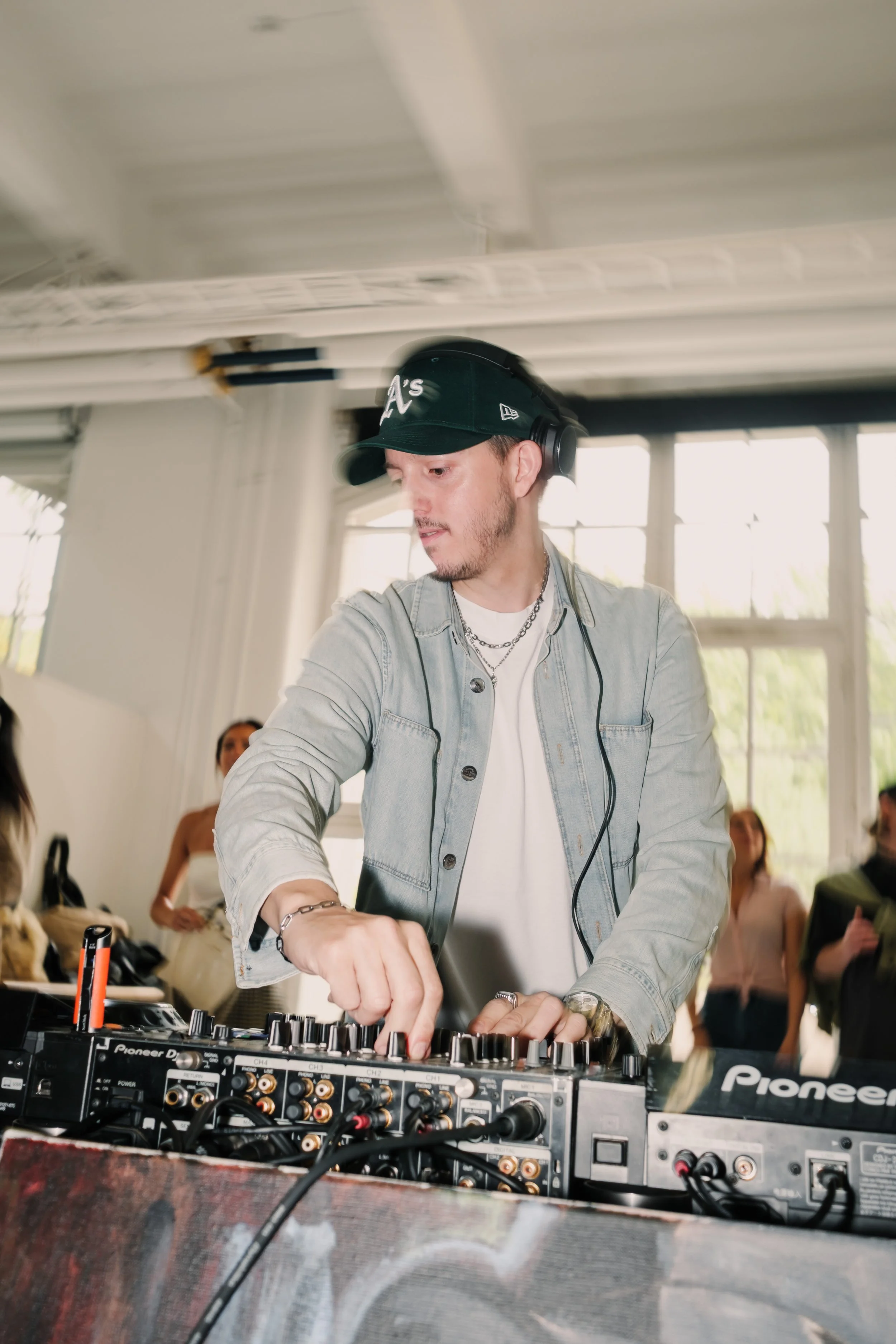 The Coffee Party_50.jpg