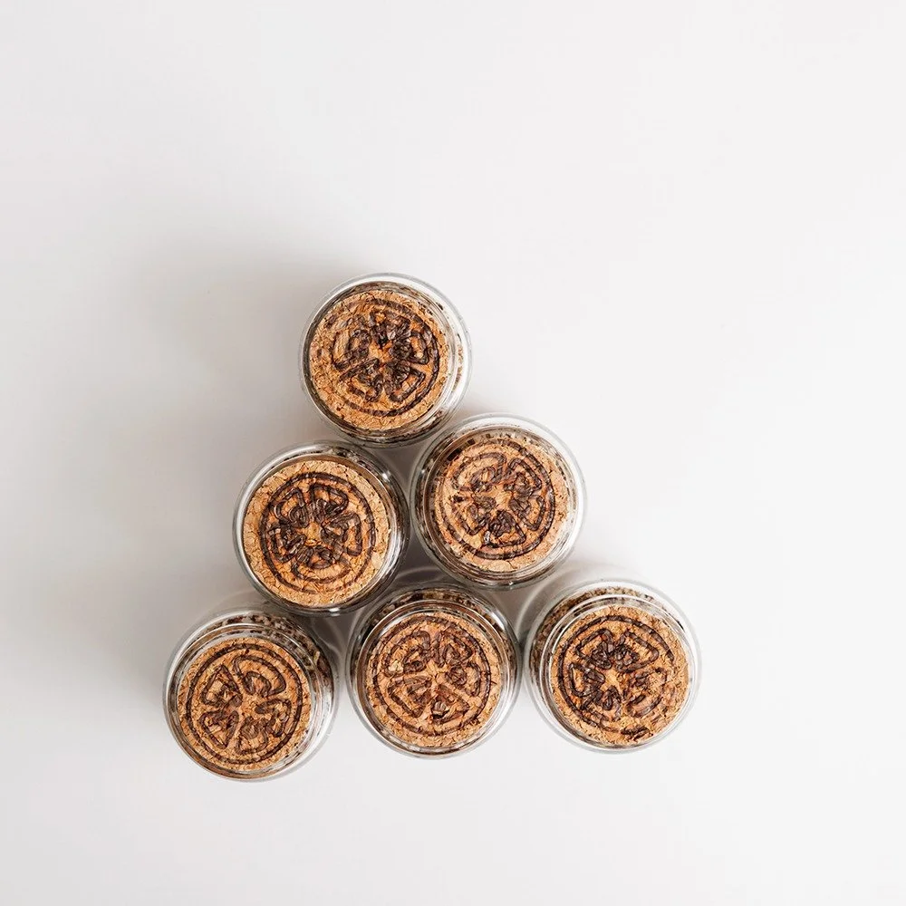 A small jar with a big personality.

Our Bloody Mary Salt is bright, savoury, herby, tomatoey, and full of umami flavour. Unreal on roast potatoes, grilled corn, charred greens, popcorn, roast chicken, shellfish, meaty white fish - and yes, the perfe