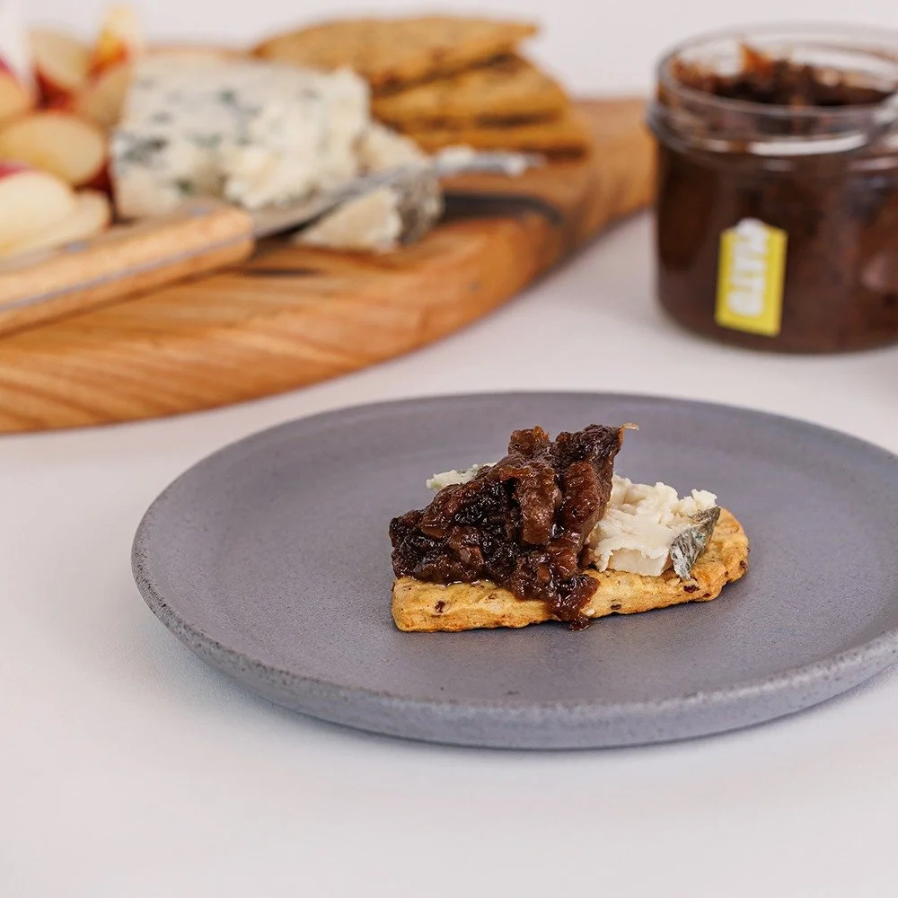 Sunday evenings done properly.

Fire lit. An Irish cheeseboard. Something good in the glass.

What we&rsquo;re enjoying this evening:
🧀 @coolattin_cheddar
🧀 @st.tolaqueen Ash Log
🧀 Crozier Blue from @cashelfarmhousecheese 
🍏 A crisp Irish apple
?