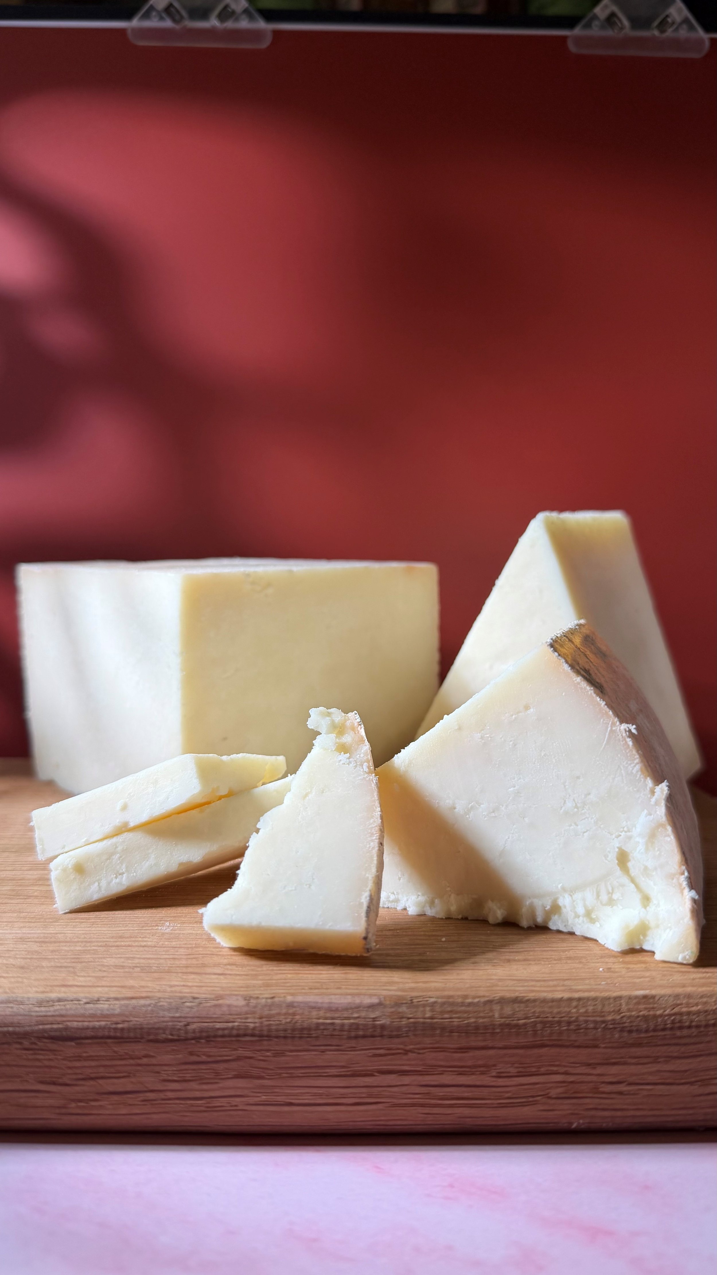 HERO CHEESE Wakebridge