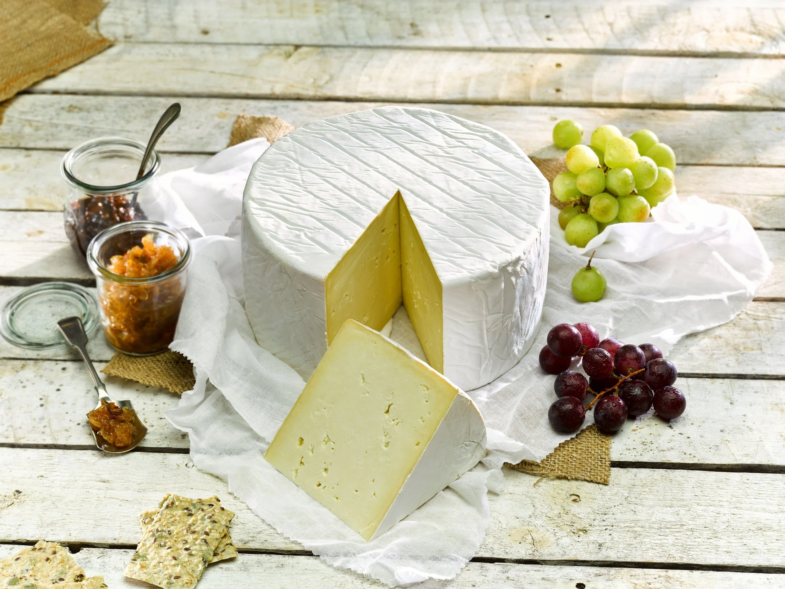 HERO CHEESE Thelma’s Caerffili