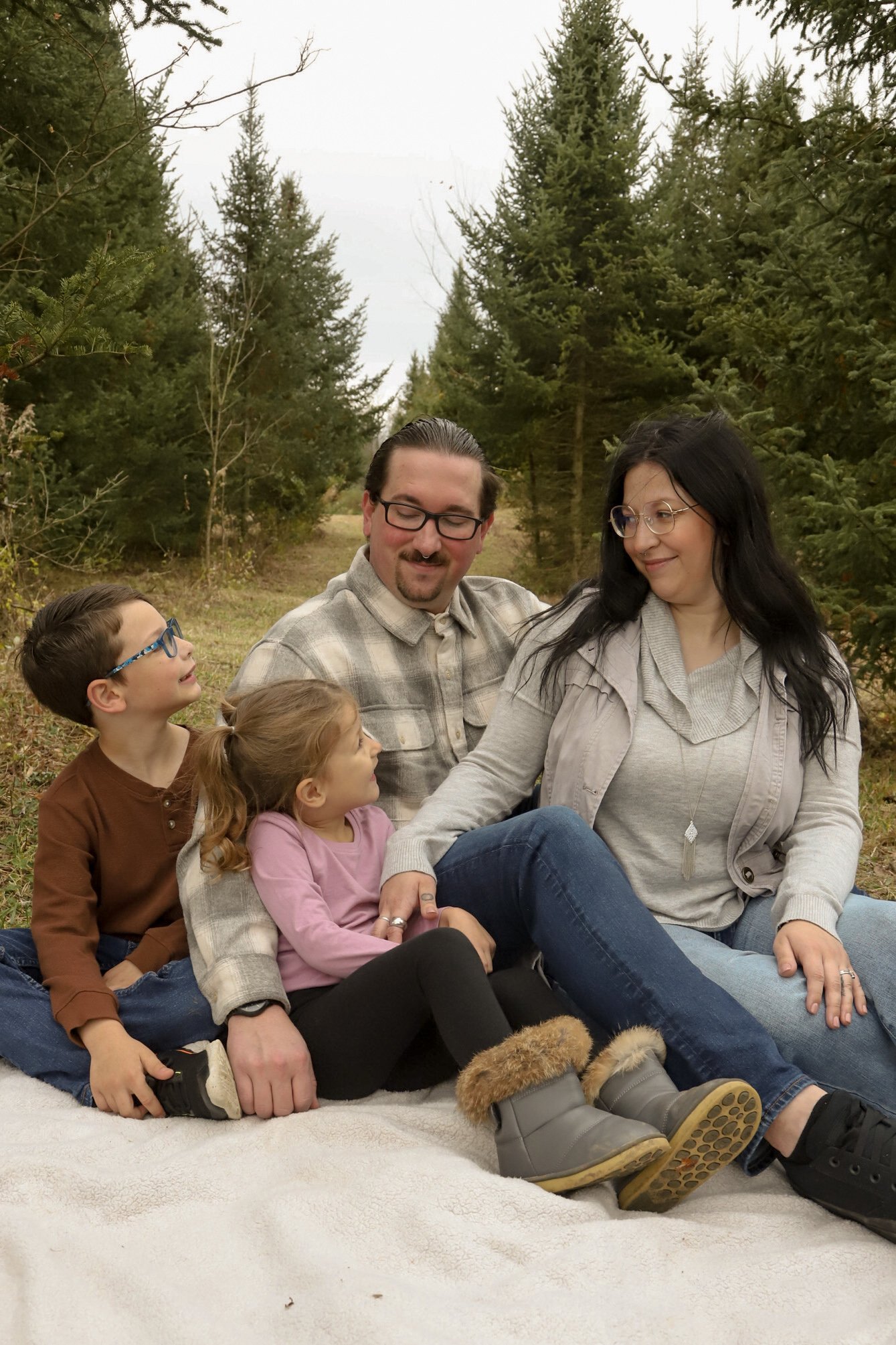 Abbey & Tyler Holiday Session