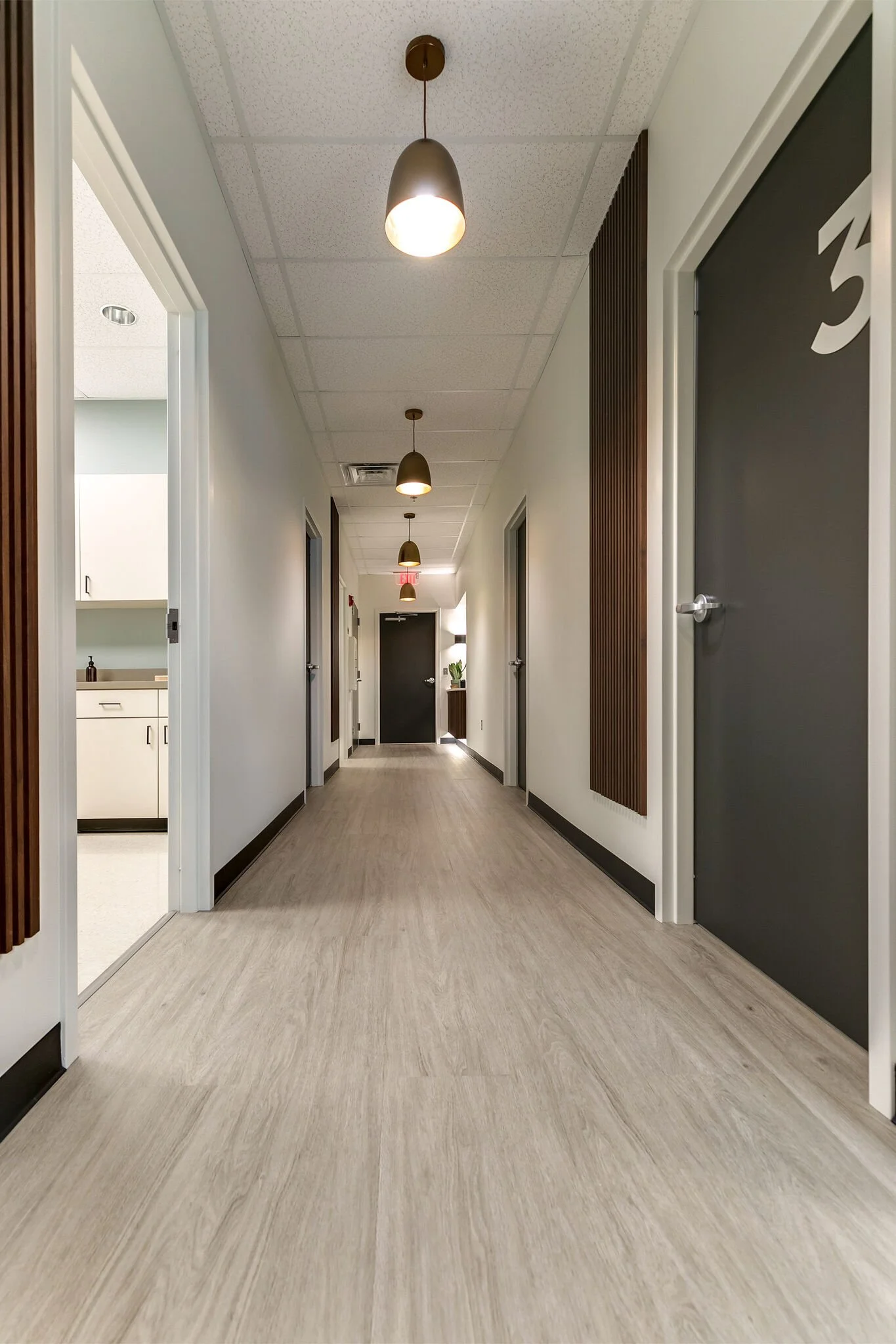 sh2309221-2018 1.jpg