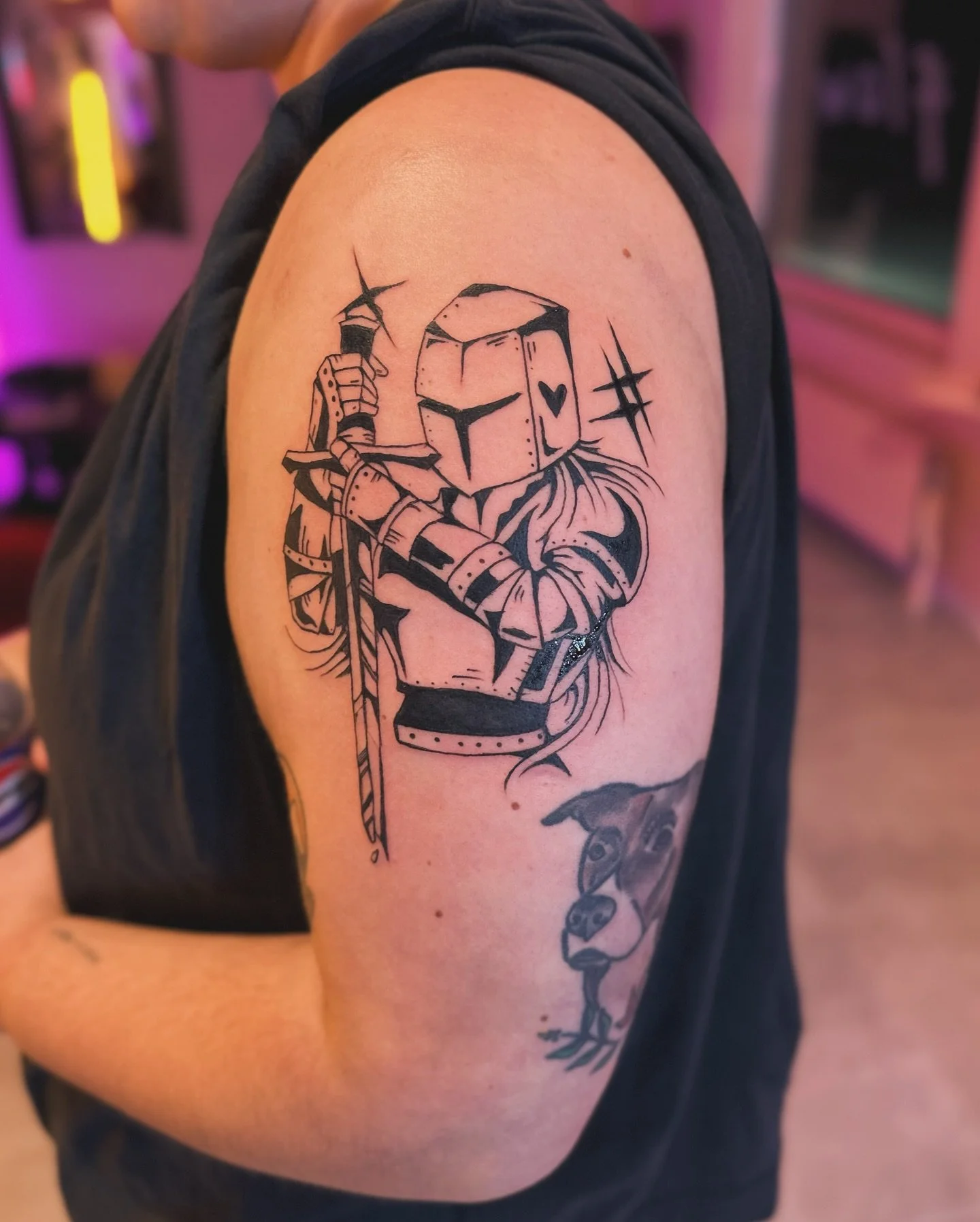 Riktigt kul att g&ouml;r denna! Tack f&ouml;r f&ouml;rtroendet!🙏🦅

#tattoo #tatuering #riddare #norrland #knighttattoo