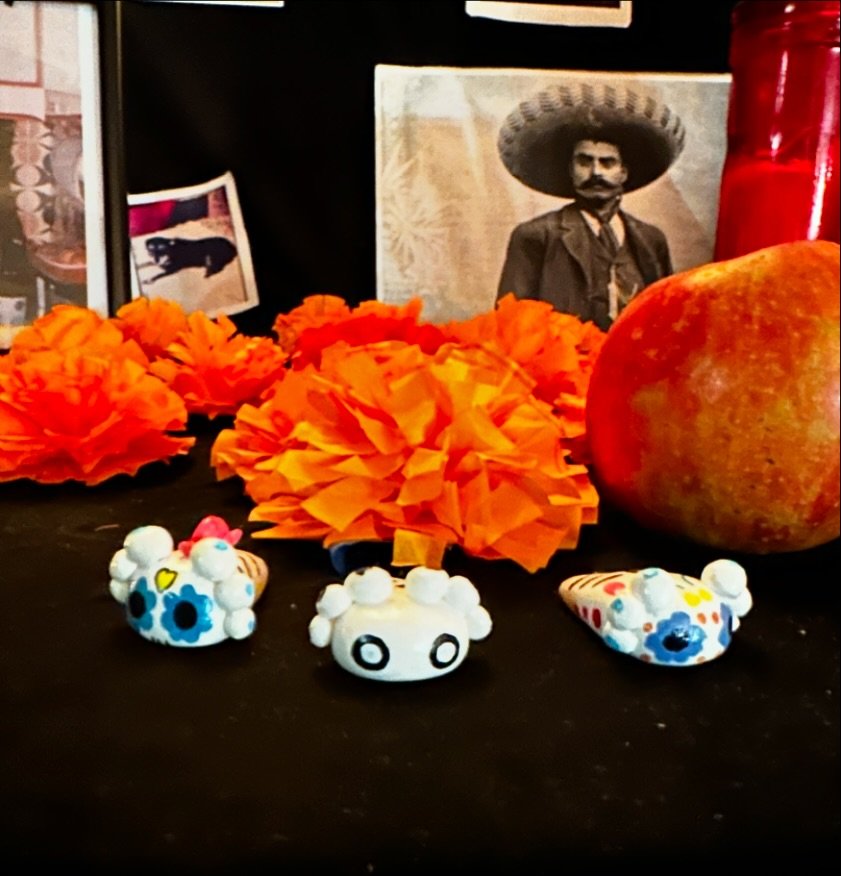 N.V Art - Axolotl dia de muertos limited edition
.
.
.
#handmade #fattoamanoinitalia #nvart #axolotl